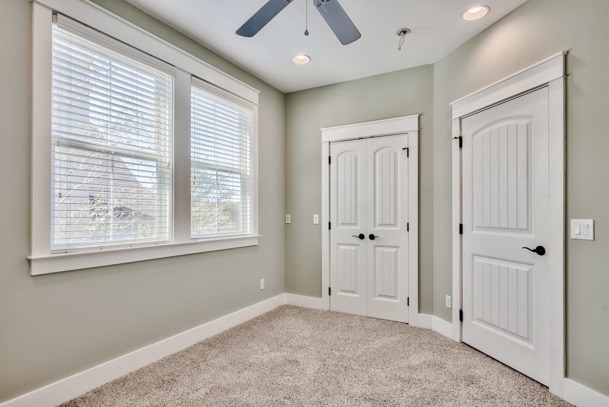 HARRISON'S WALK - Residential