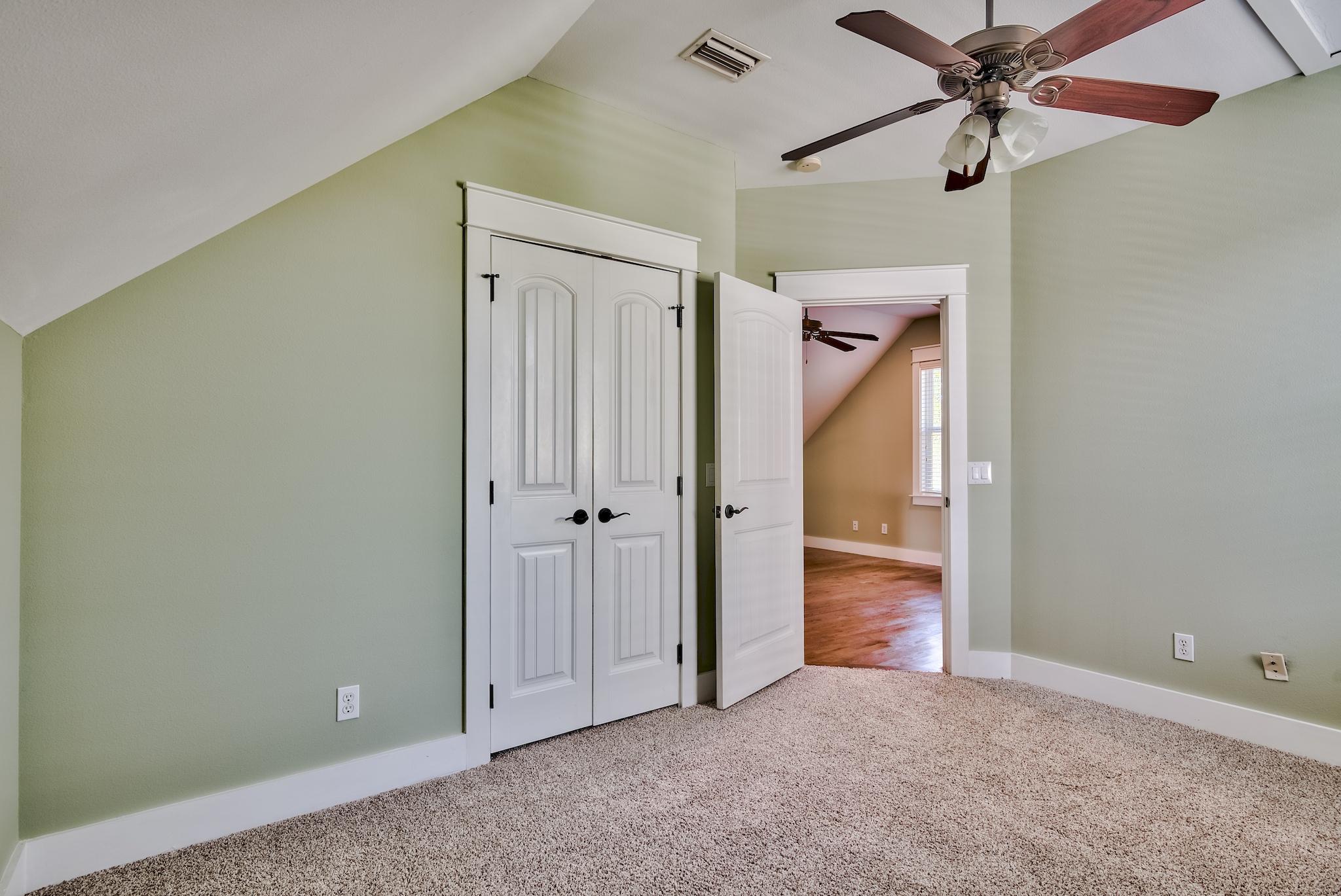 HARRISON'S WALK - Residential