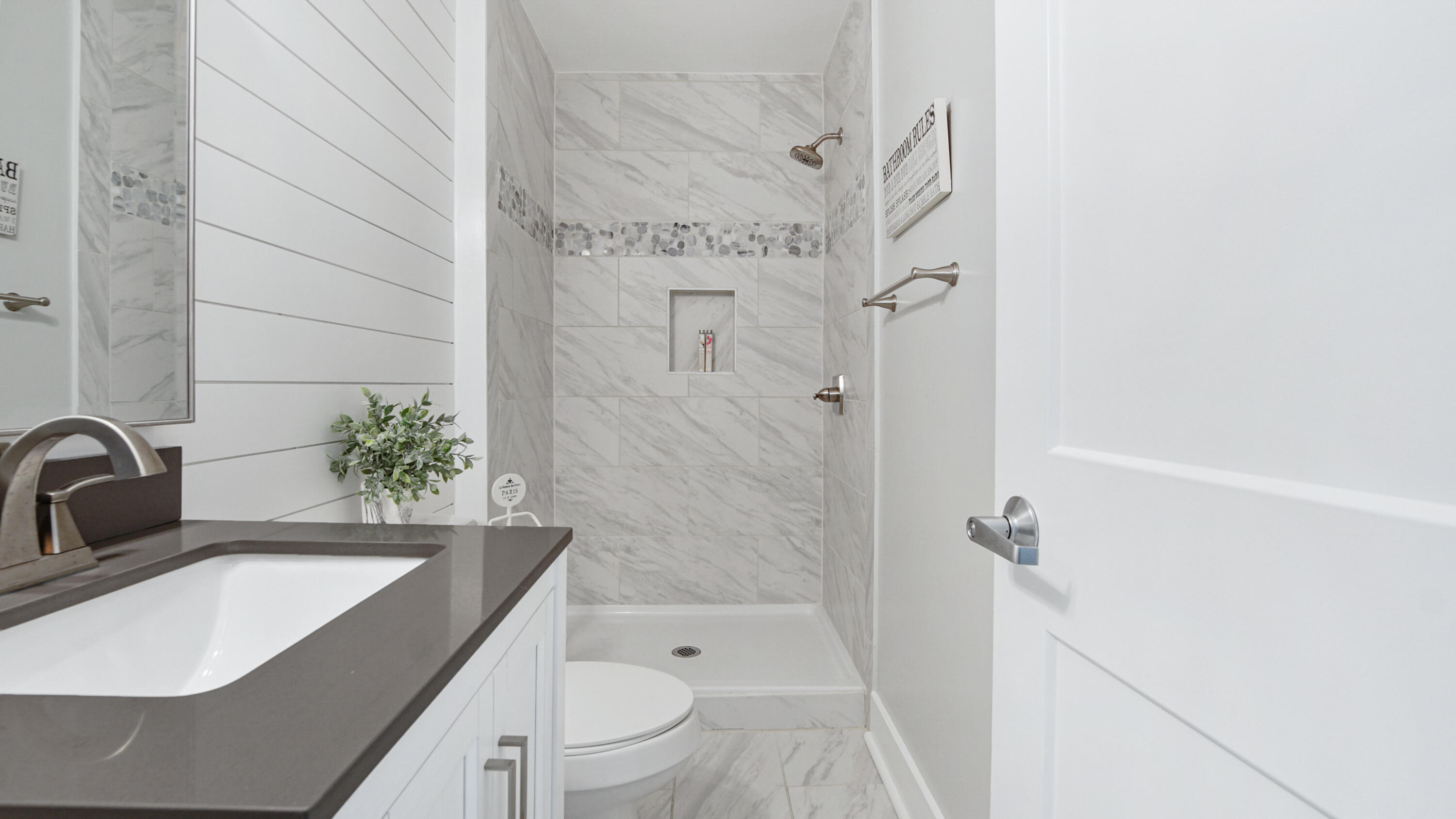 BAYVIEW HEIGHTS - Residential