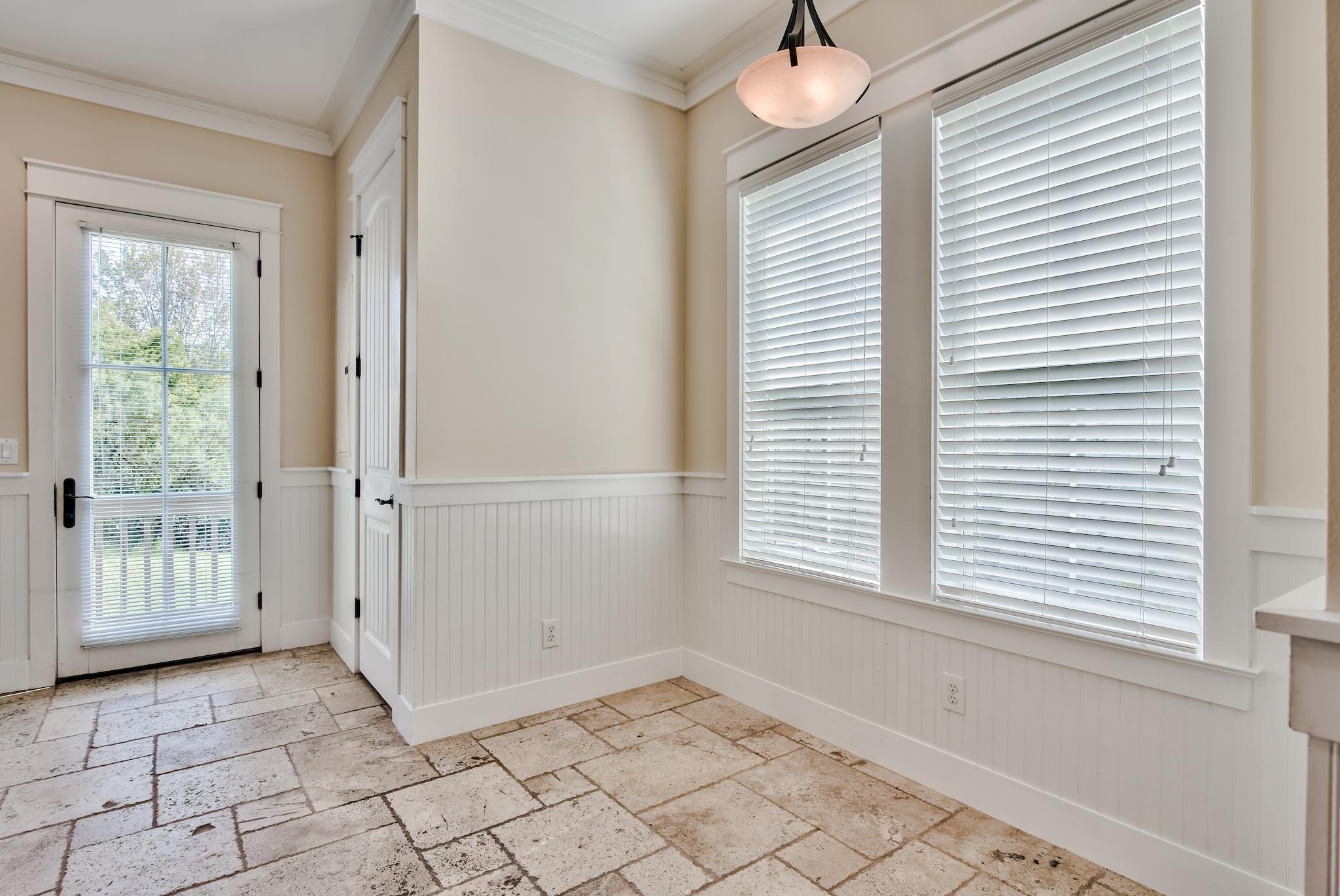 HARRISON'S WALK - Residential