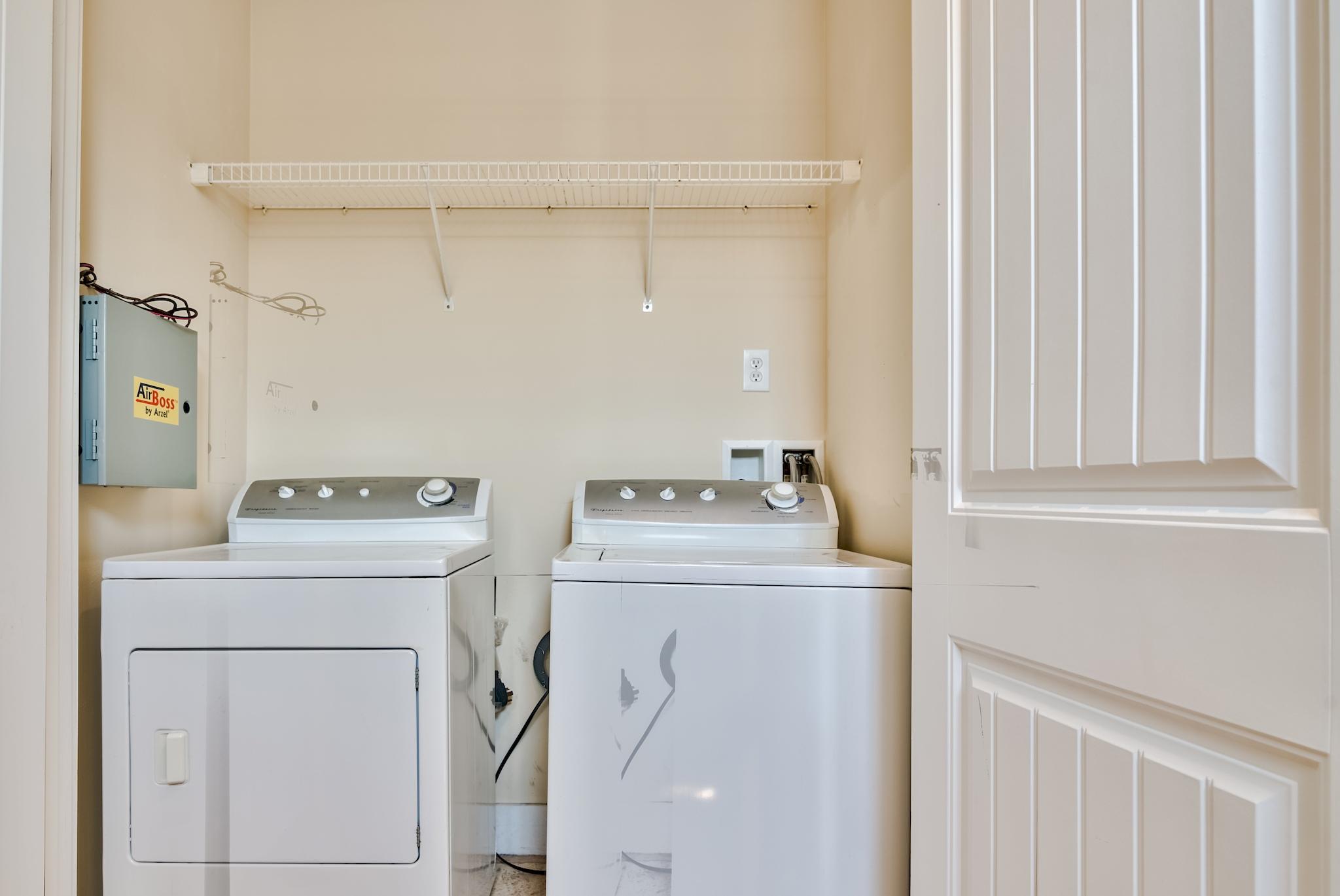 HARRISON'S WALK - Residential