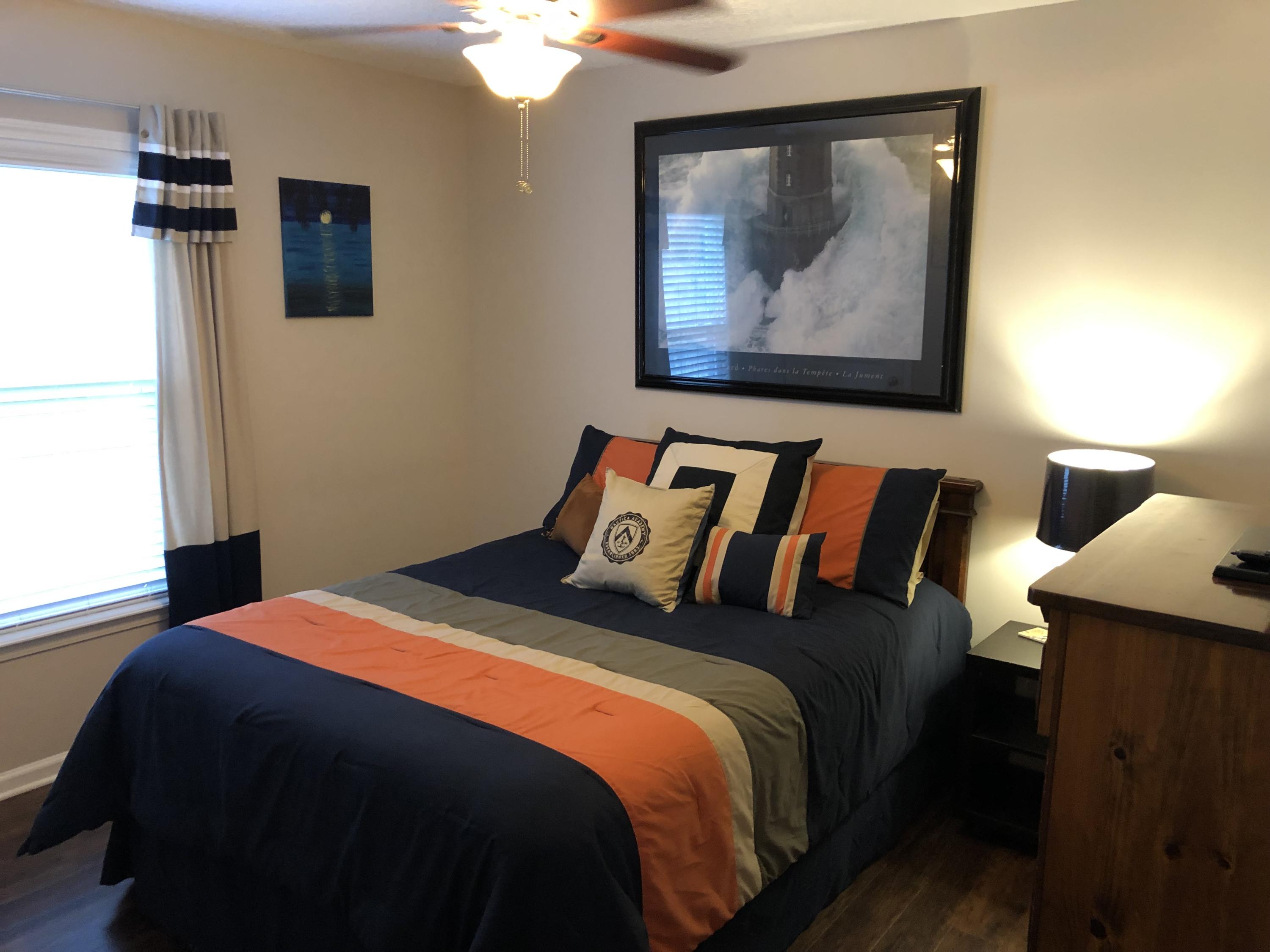 Manor Del Rio - Residential