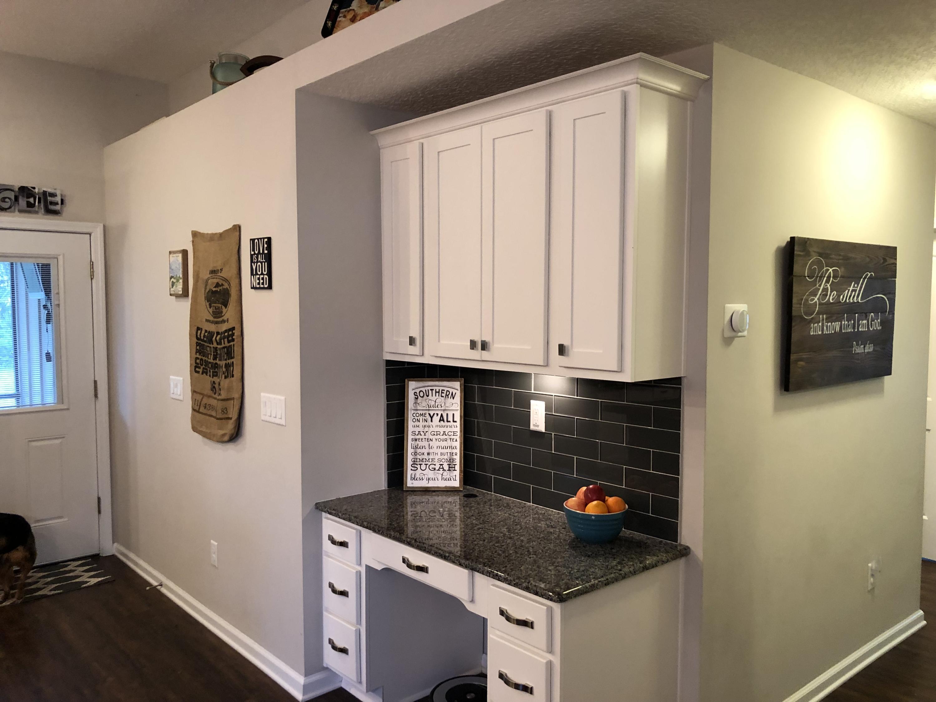 Manor Del Rio - Residential