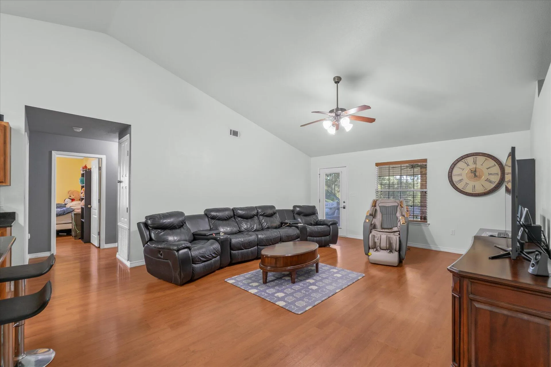 Navarre, Florida 32566, United States, 5 Bedrooms Bedrooms, ,3 BathroomsBathrooms,Residential,Active,46925