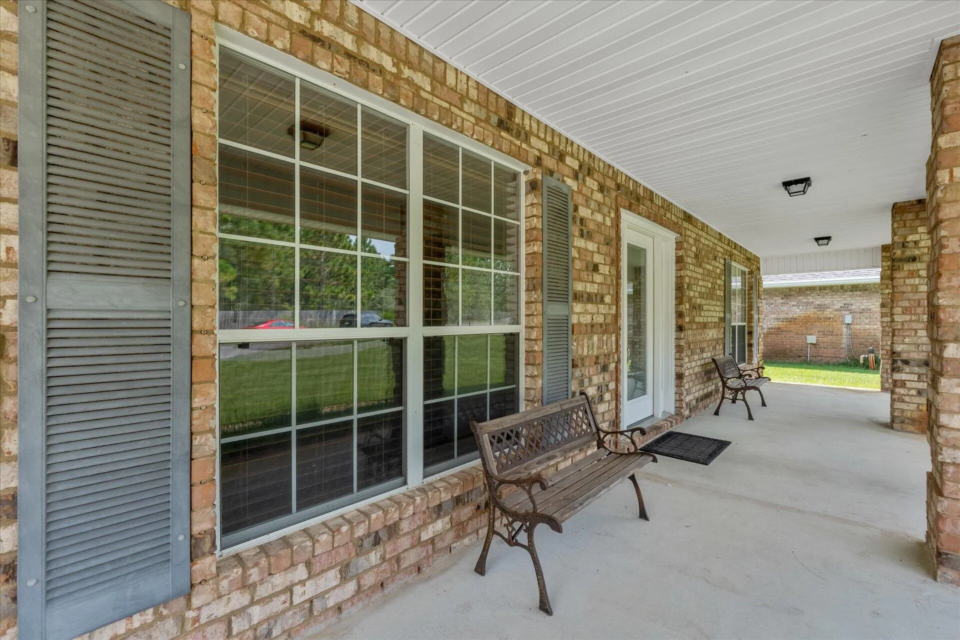 Navarre, Florida 32566, United States, 5 Bedrooms Bedrooms, ,3 BathroomsBathrooms,Residential,Active,46925