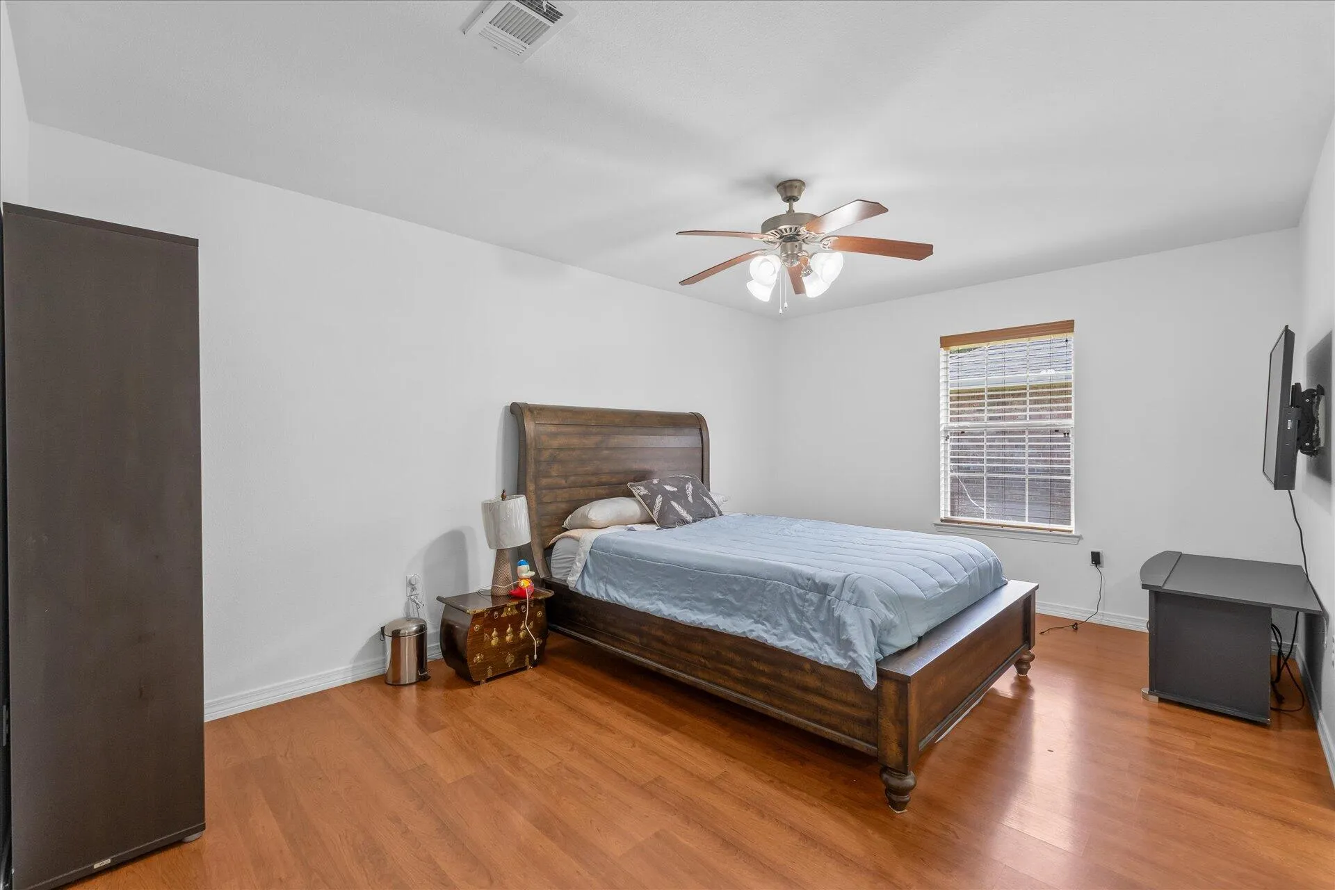 Navarre, Florida 32566, United States, 5 Bedrooms Bedrooms, ,3 BathroomsBathrooms,Residential,Active,46925