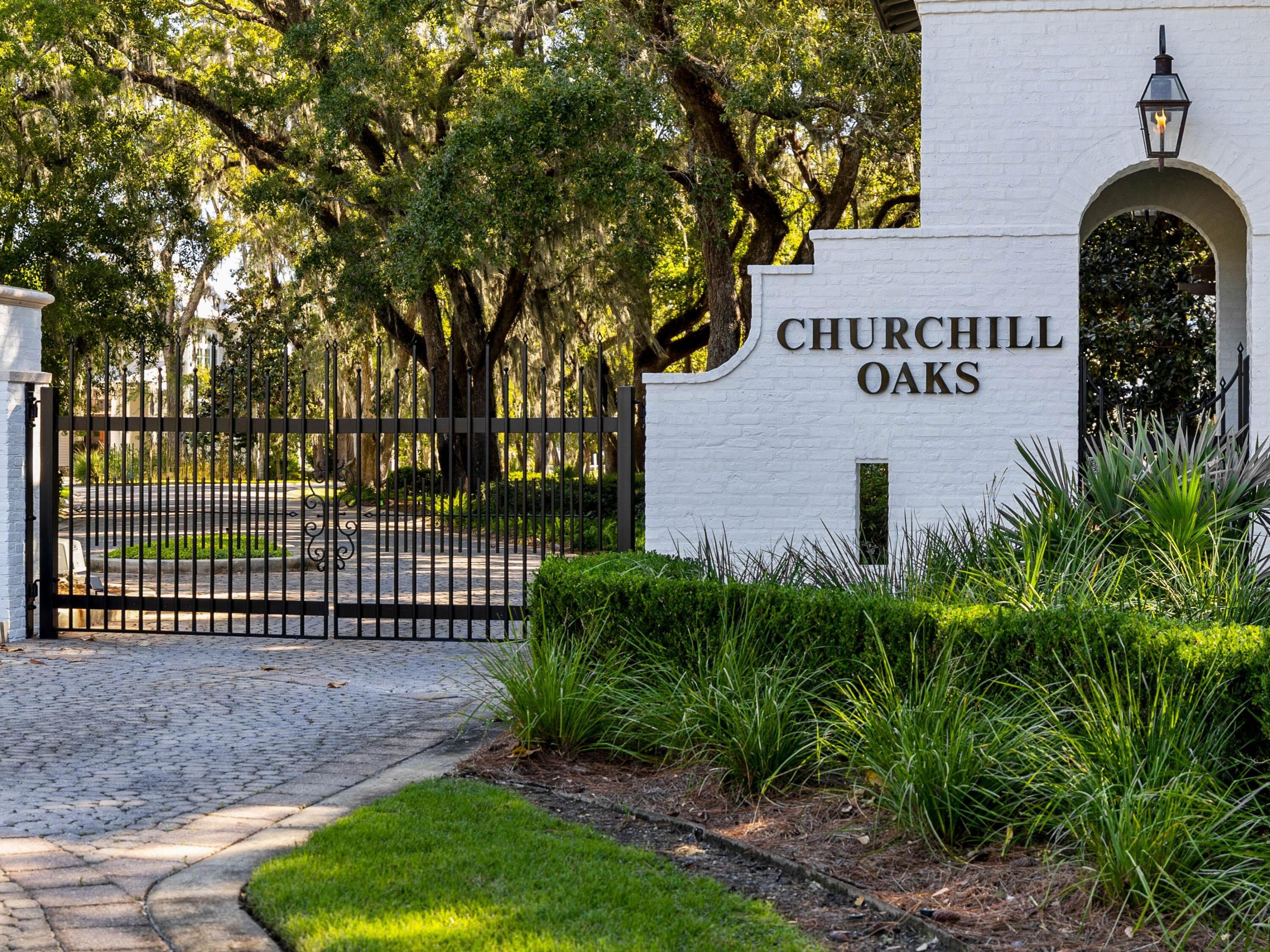 CHURCHILL OAKS - Land