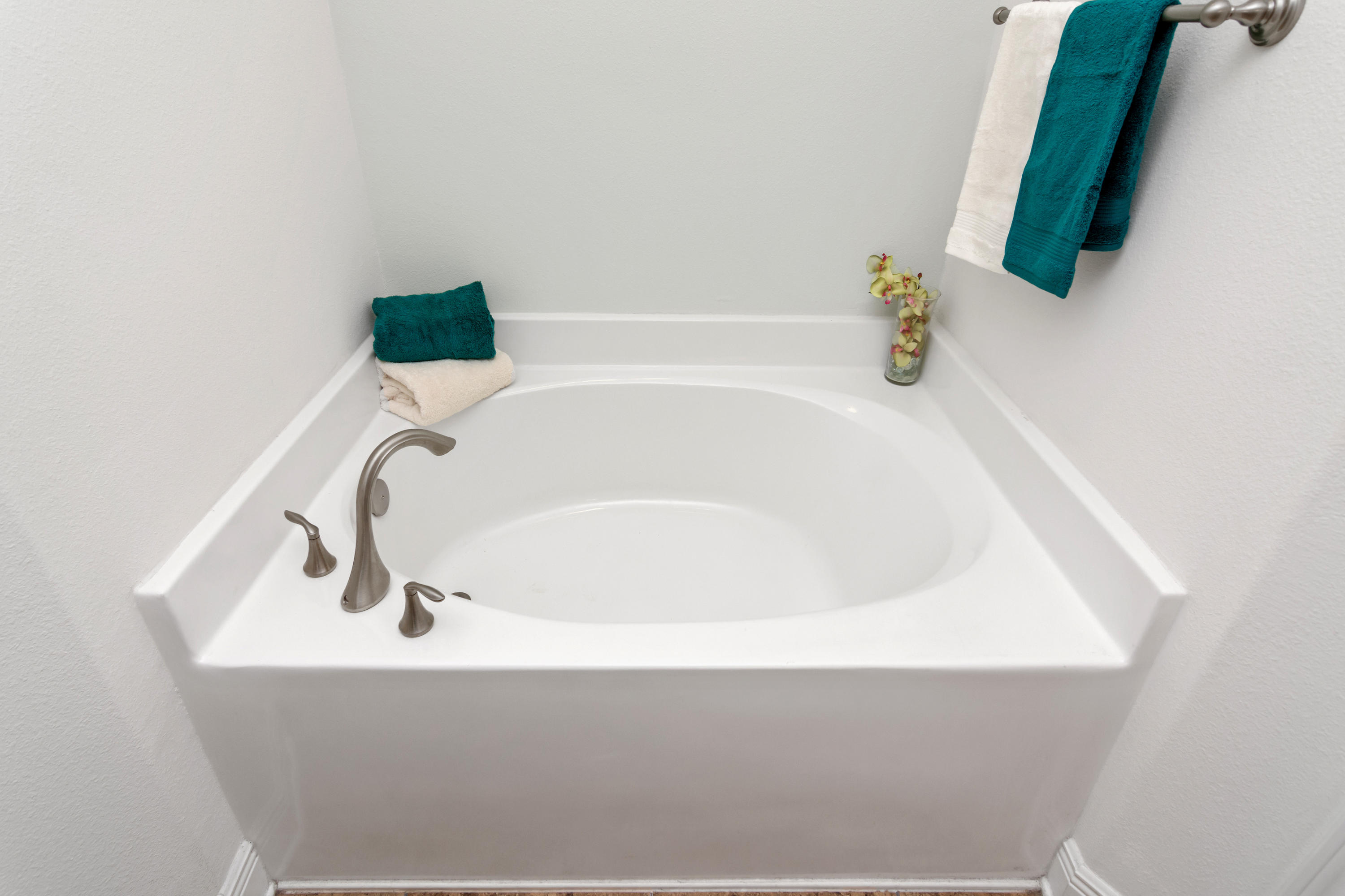 SILVER CREEK ESTATES - Residential