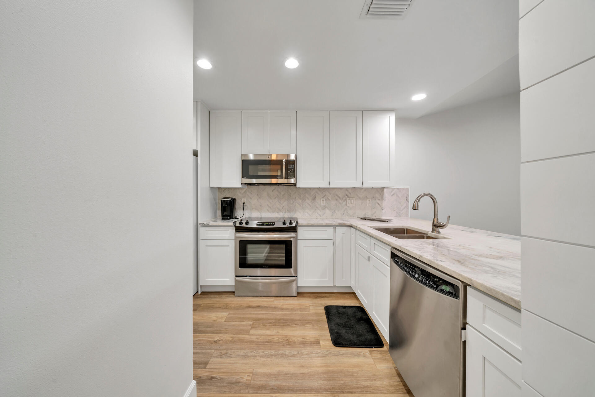 ESCADA - Residential