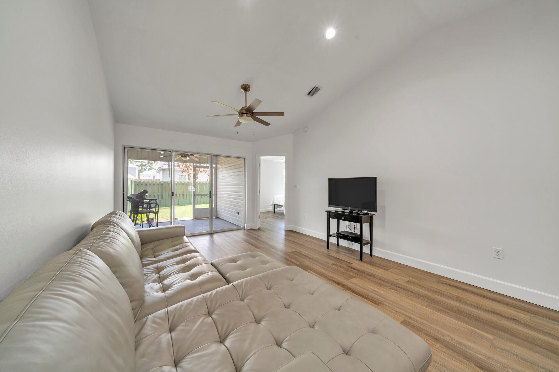 ESCADA - Residential