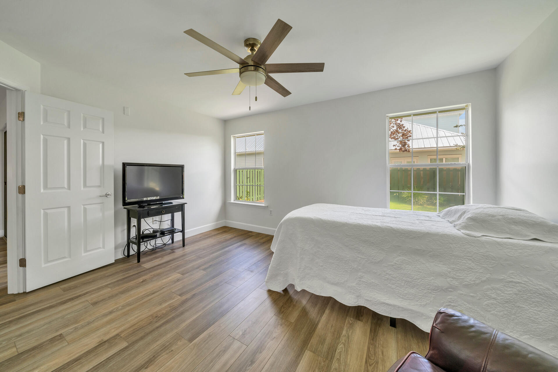 ESCADA - Residential