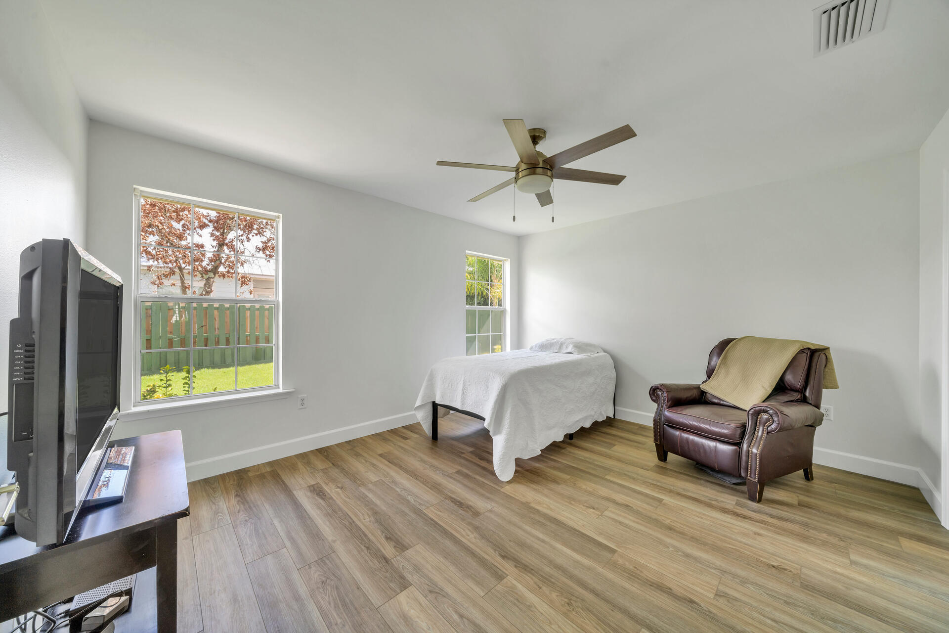 ESCADA - Residential