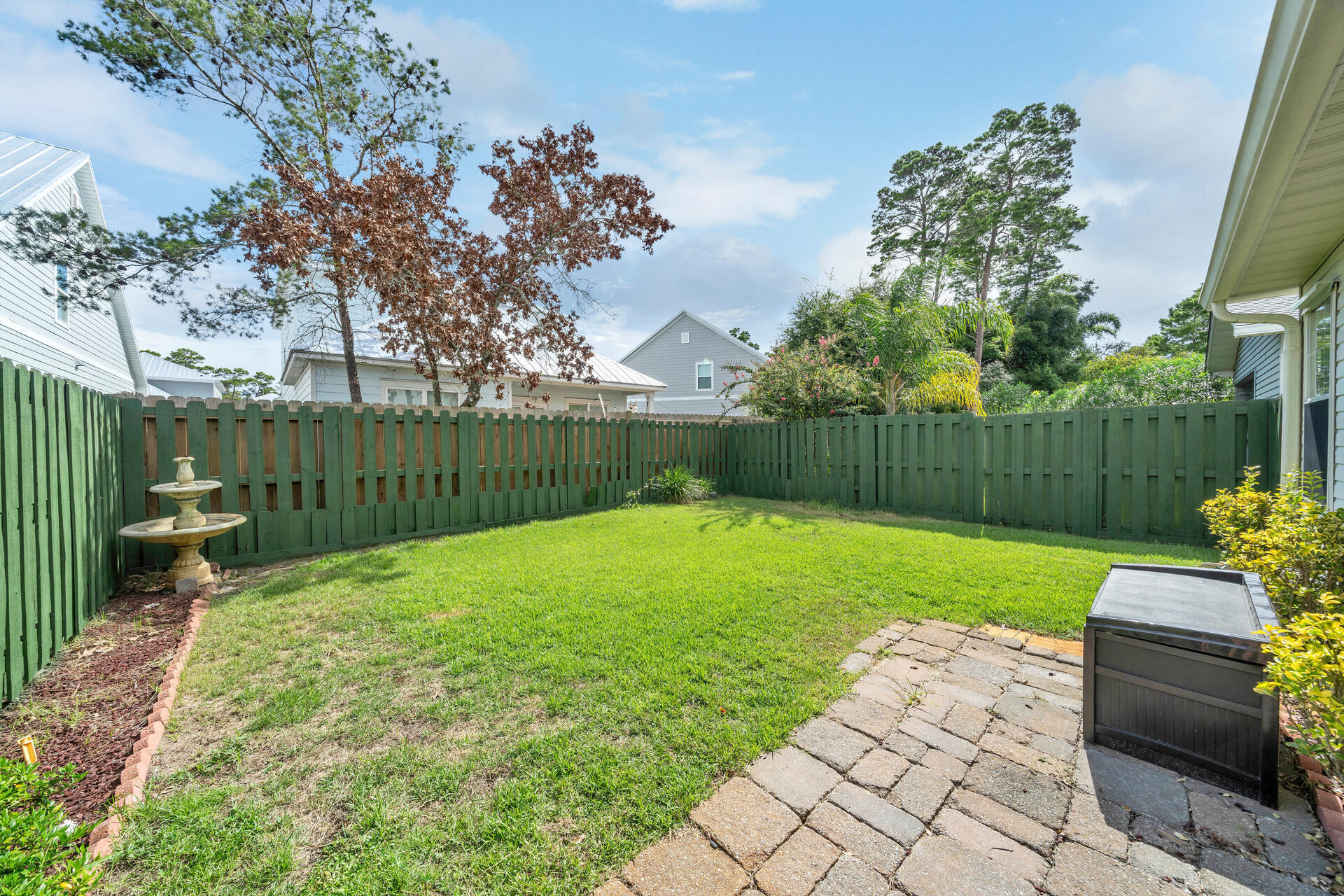 ESCADA - Residential