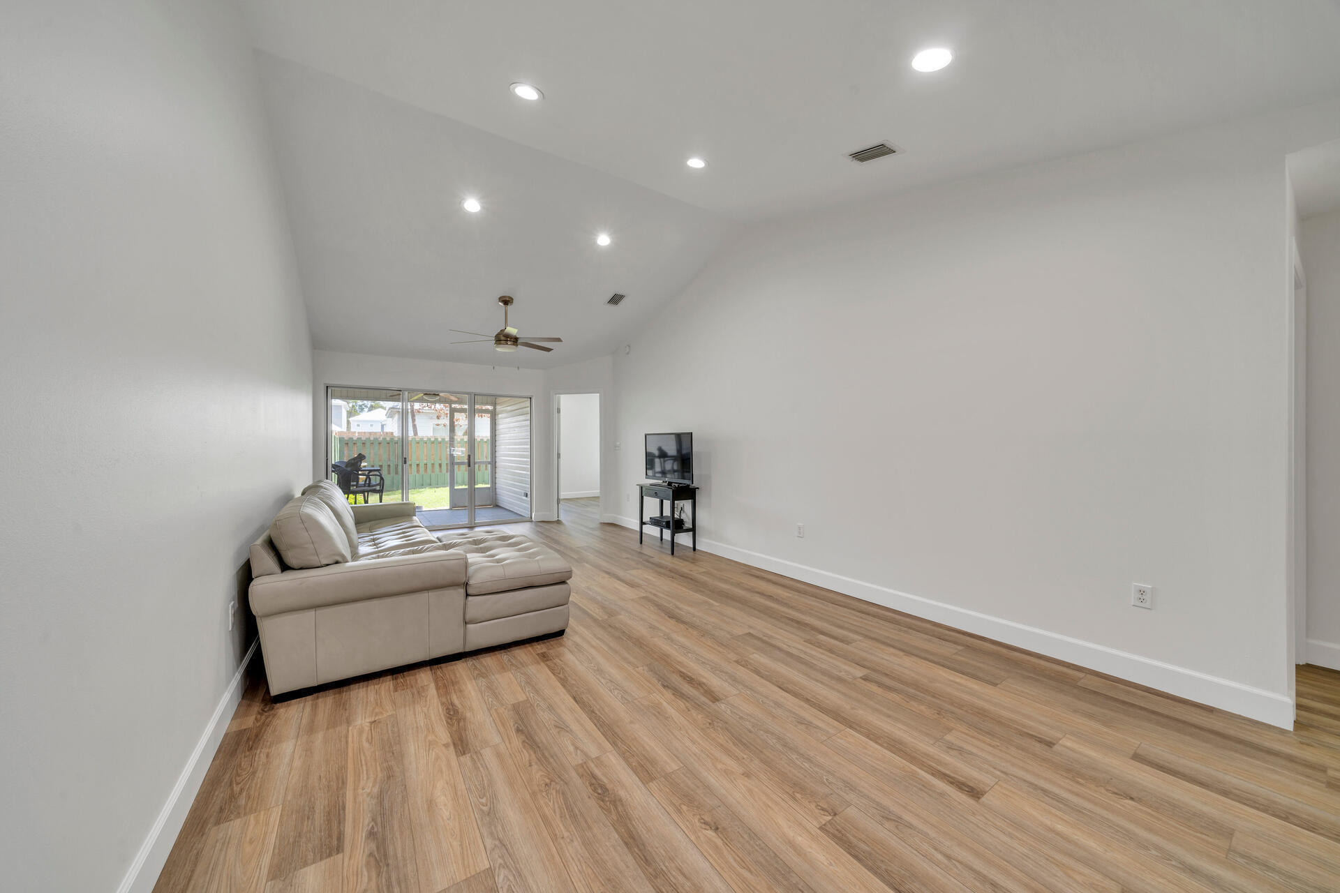 ESCADA - Residential