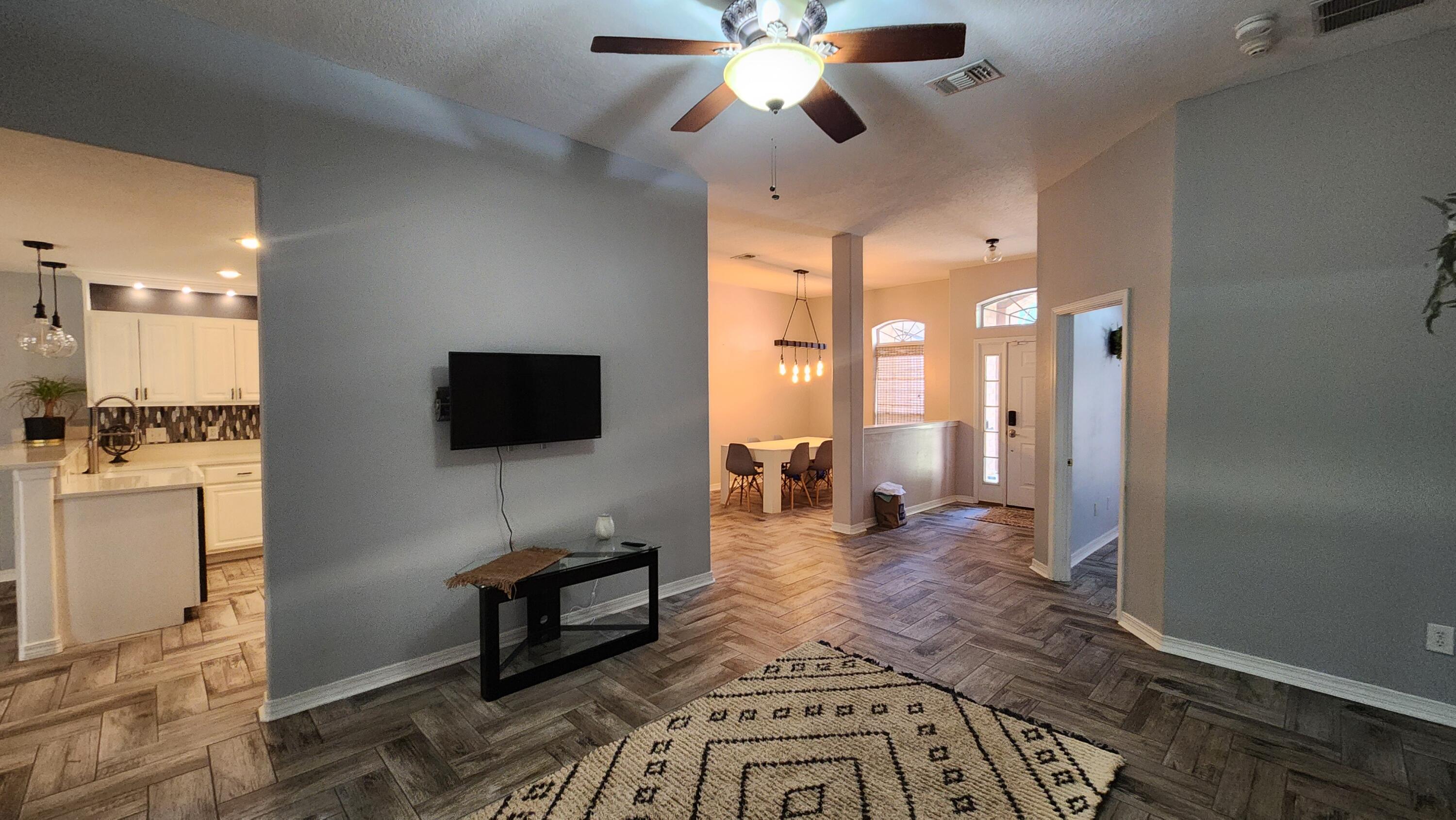 QUAYSIDE VILLAGE PH III - Residential Lease