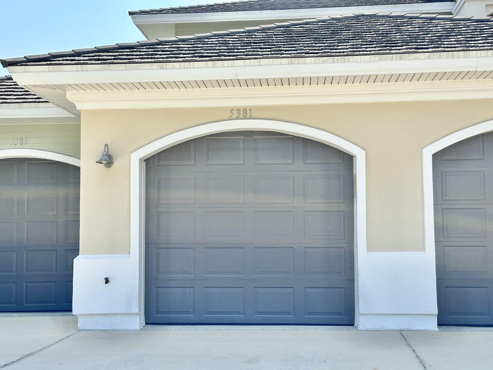 PINE RIDGE VILLAS - Residential