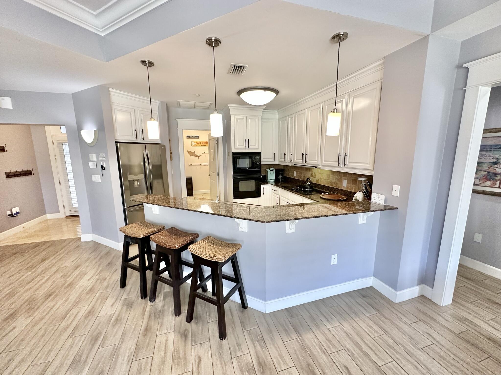 PINE RIDGE VILLAS - Residential