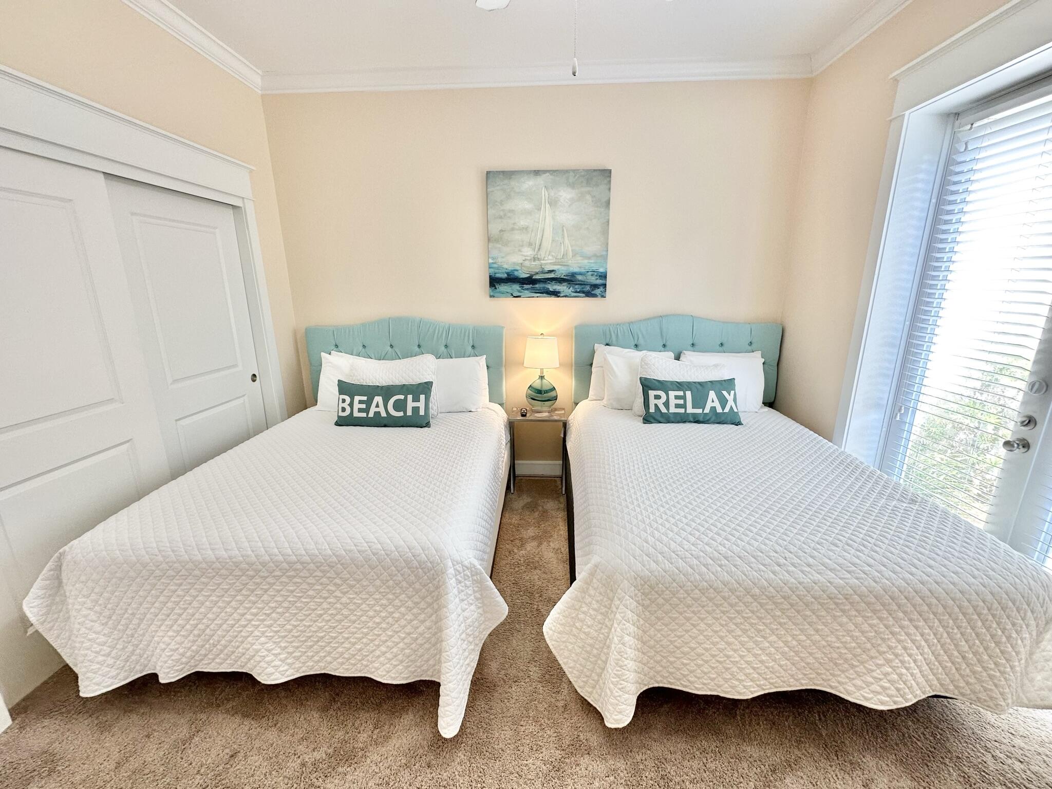 PINE RIDGE VILLAS - Residential