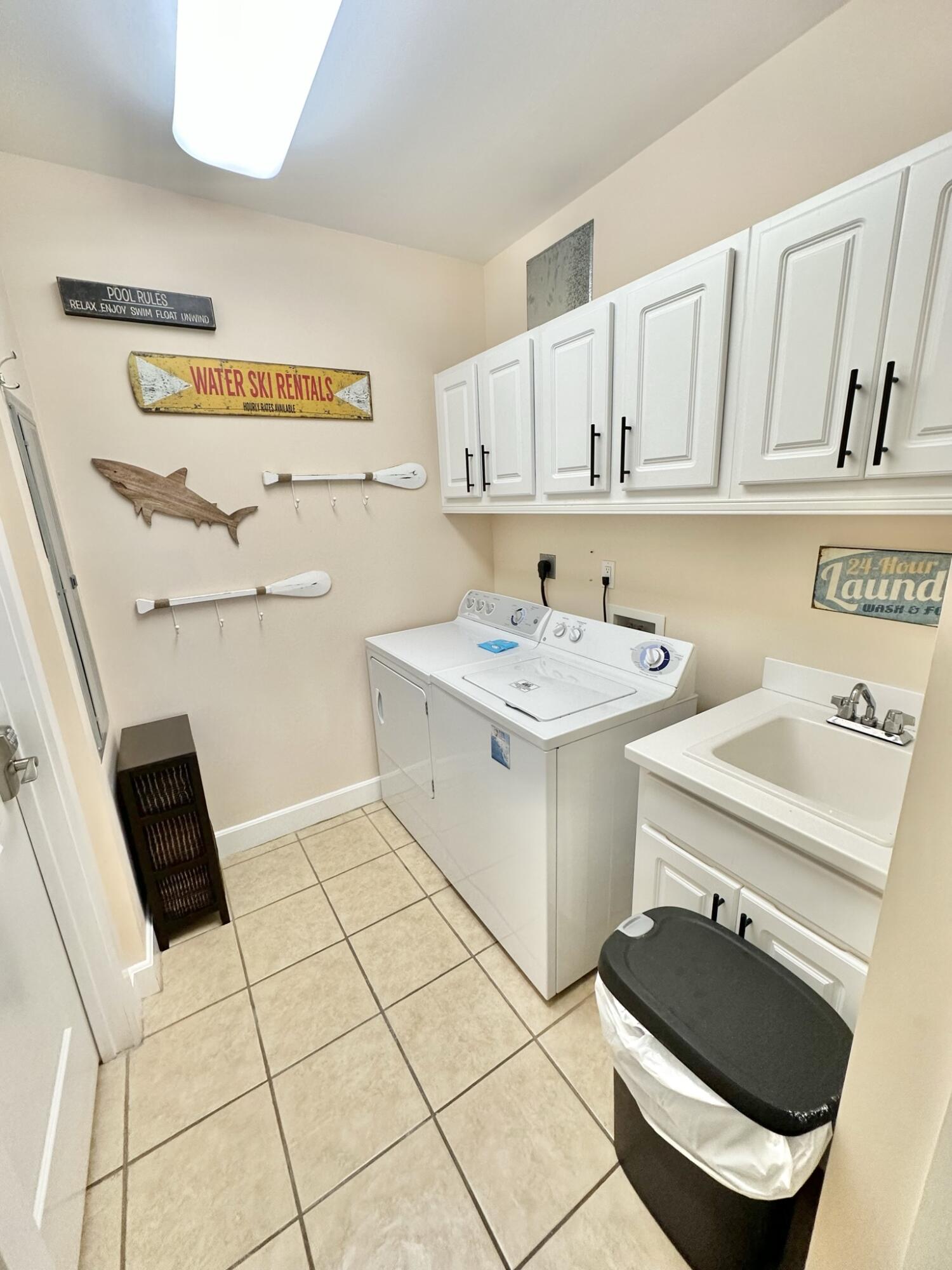 PINE RIDGE VILLAS - Residential