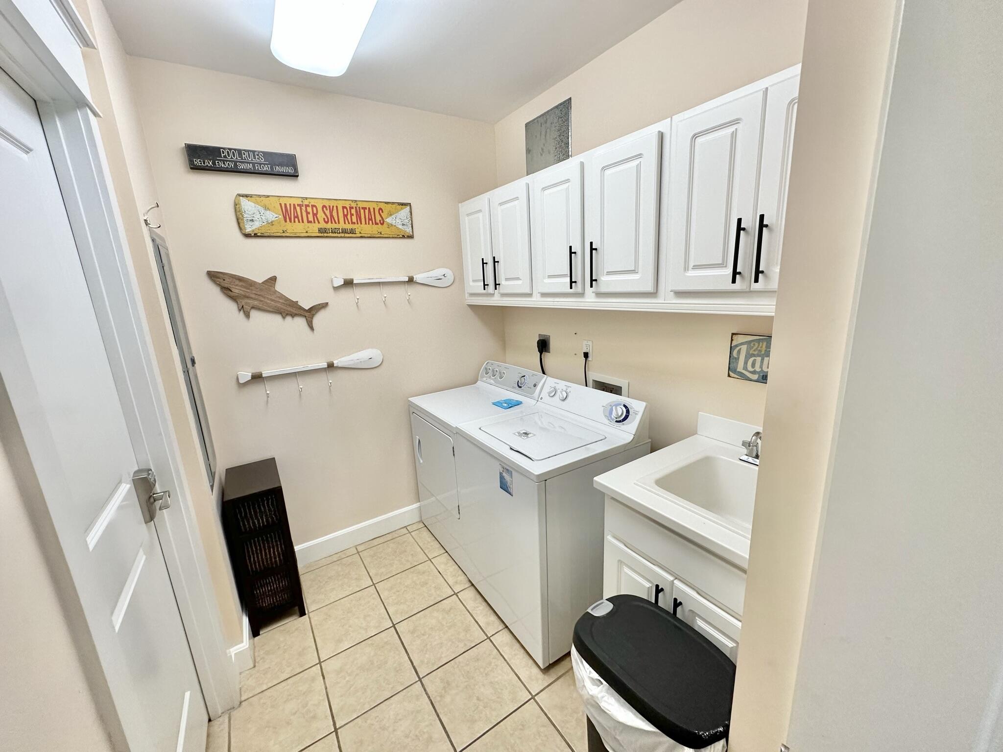 PINE RIDGE VILLAS - Residential