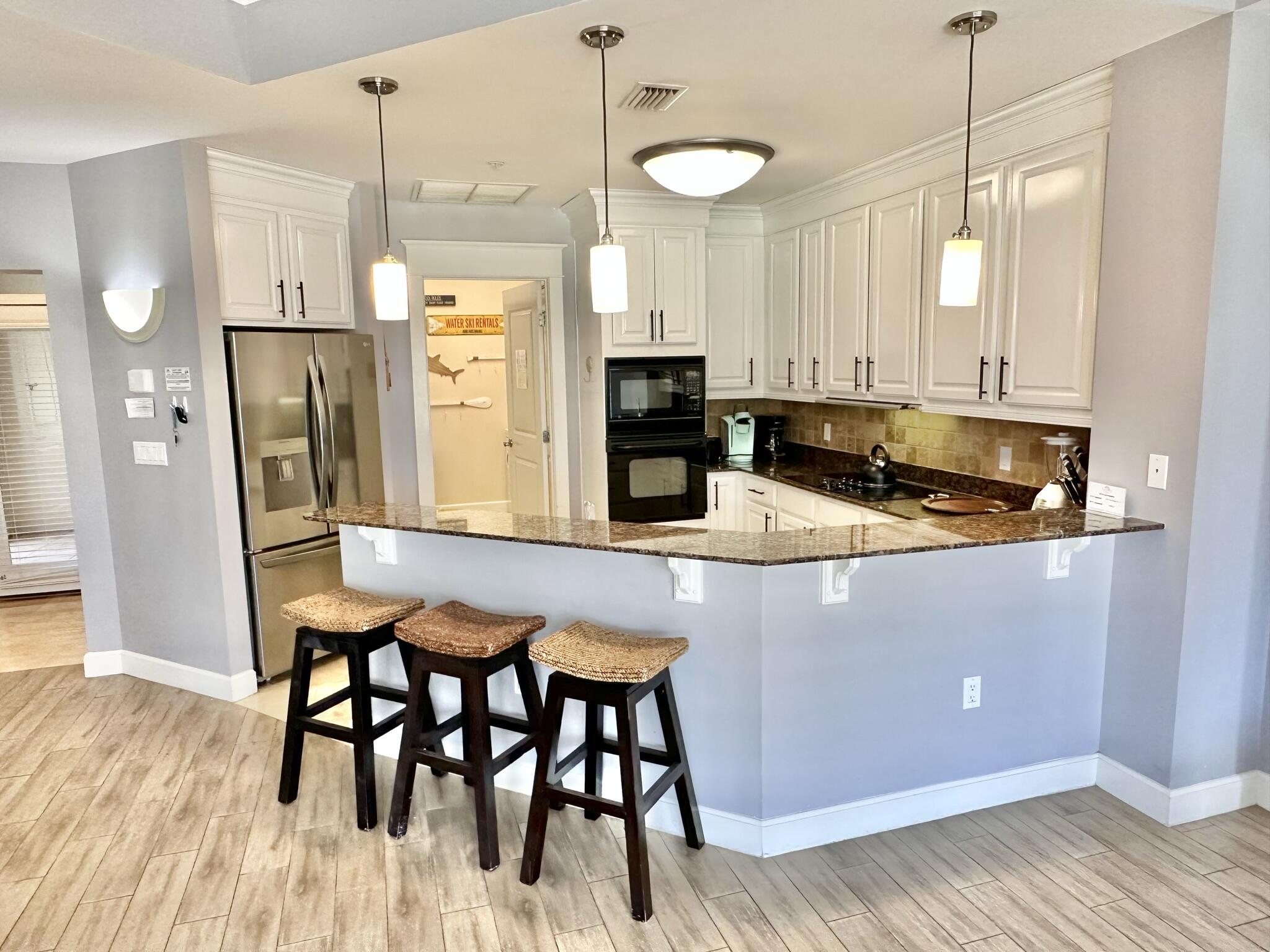 PINE RIDGE VILLAS - Residential