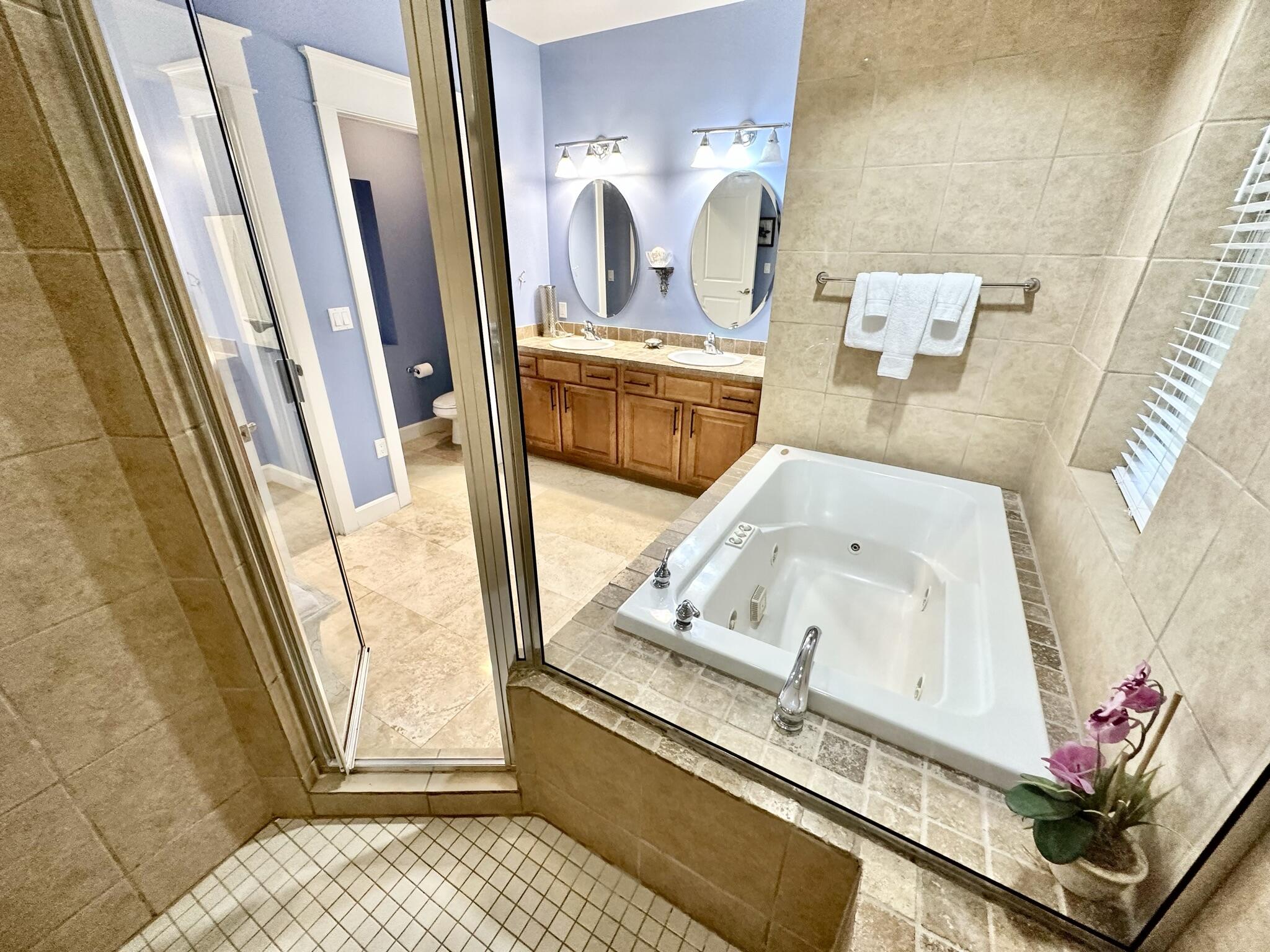 PINE RIDGE VILLAS - Residential