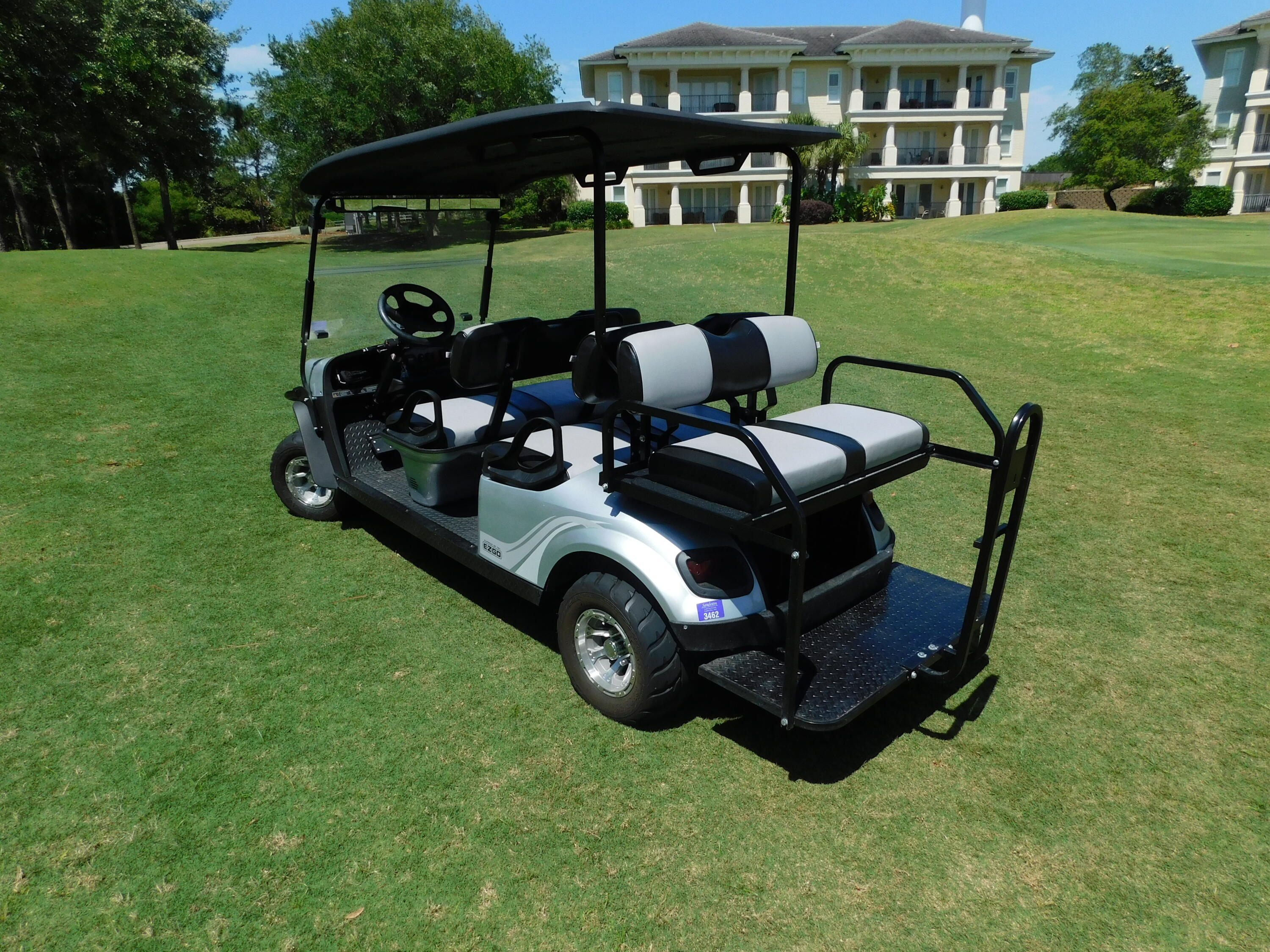 PINE RIDGE VILLAS - Residential