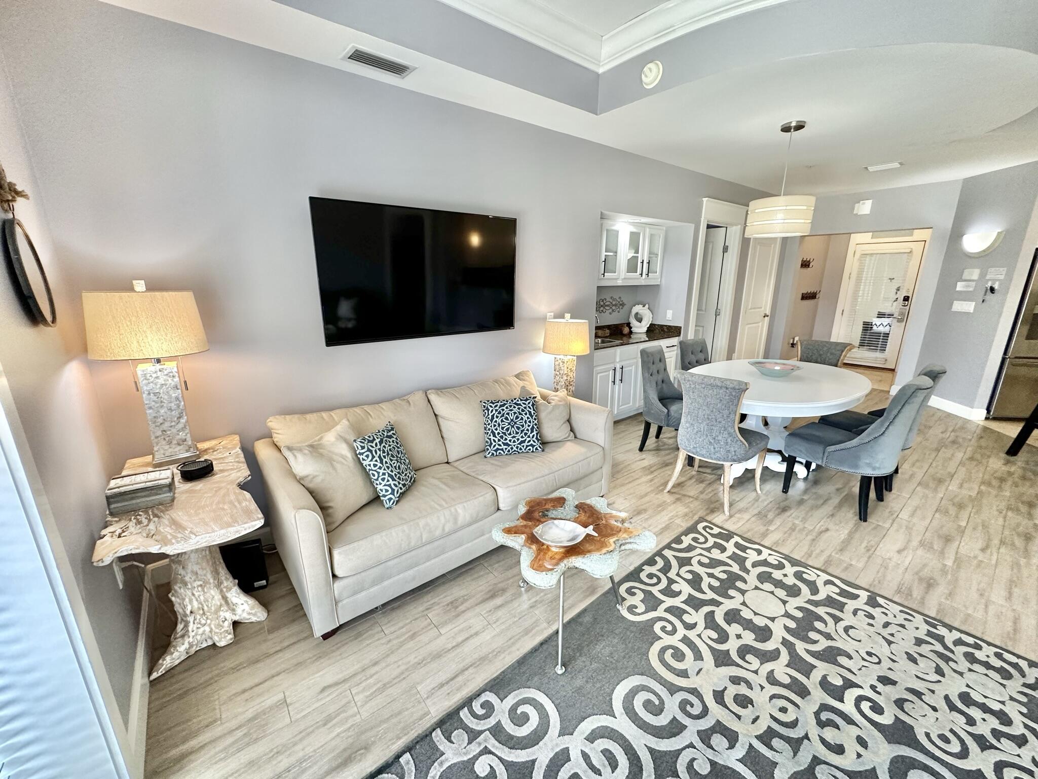 PINE RIDGE VILLAS - Residential