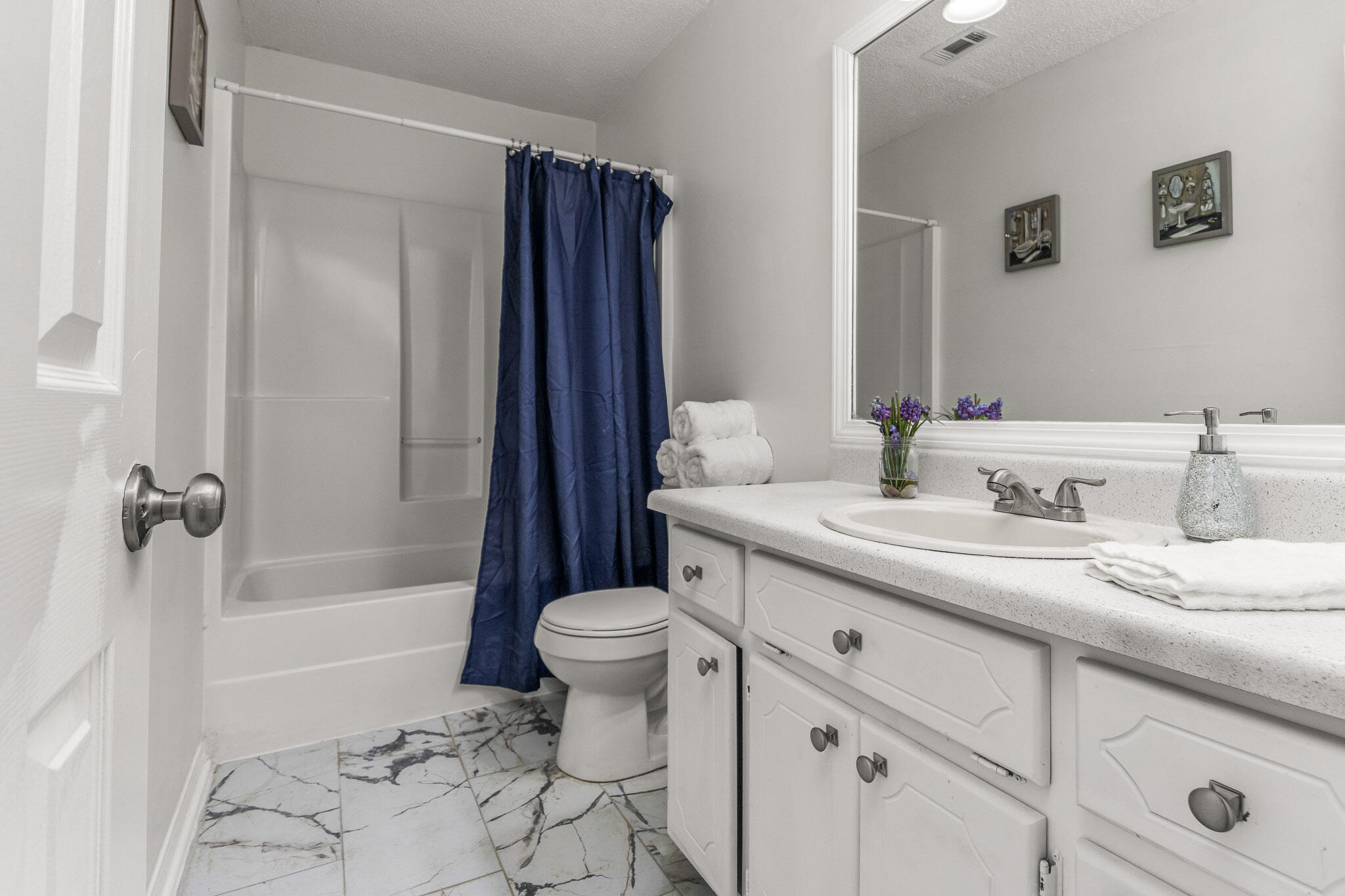 COUNTRYVIEW ESTATES 2ND ADDN - Residential