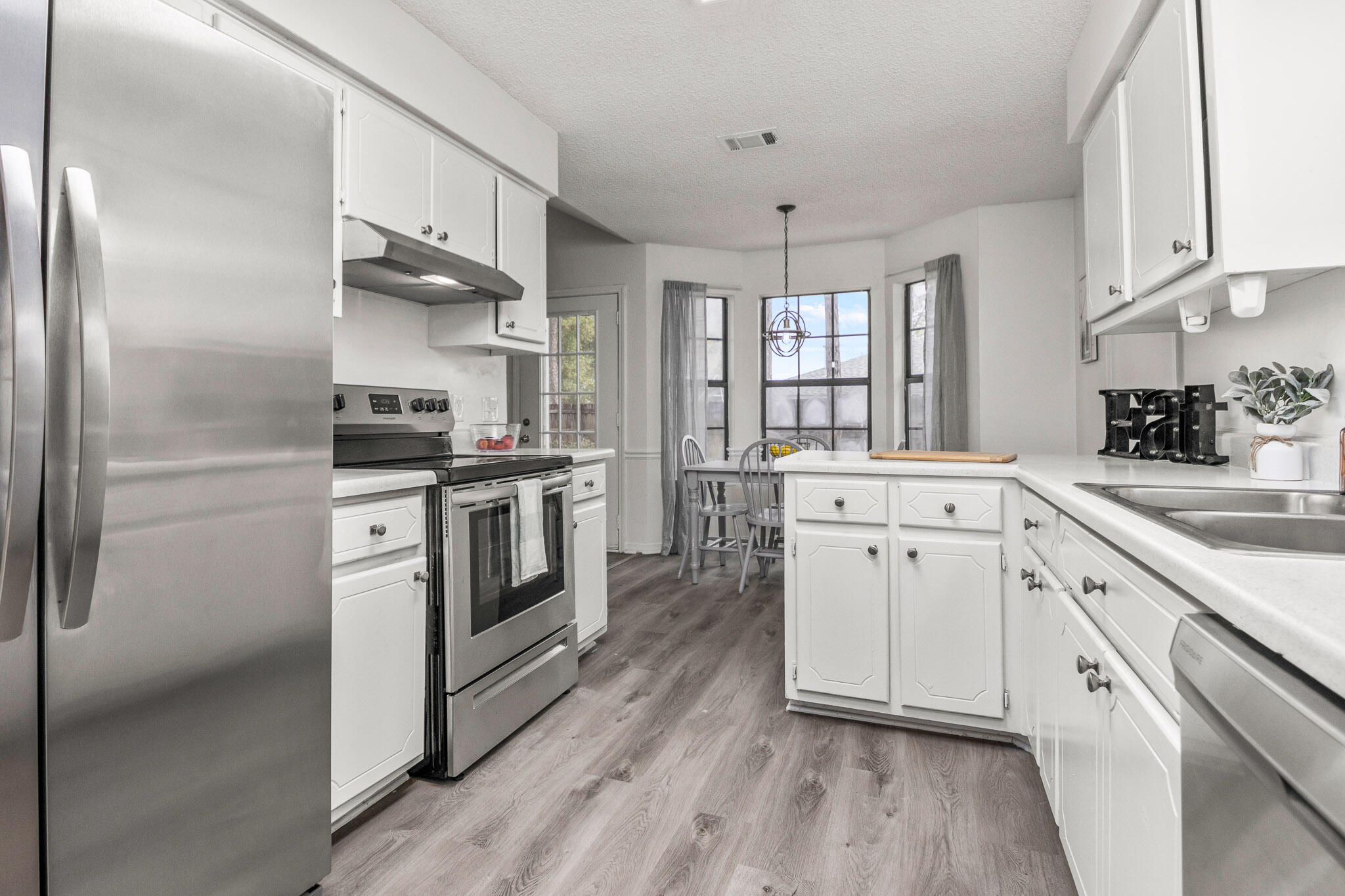 COUNTRYVIEW ESTATES 2ND ADDN - Residential