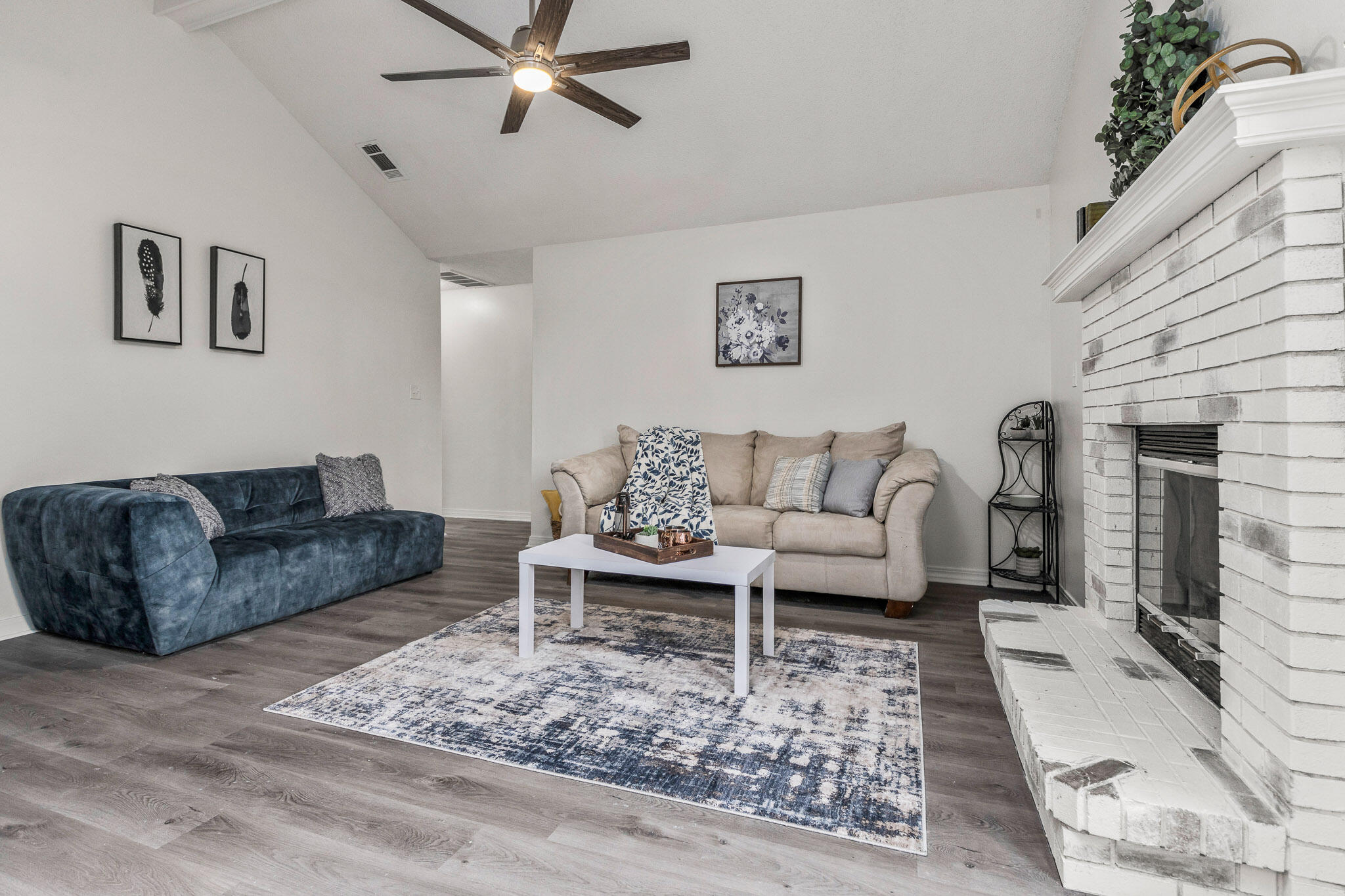 COUNTRYVIEW ESTATES 2ND ADDN - Residential