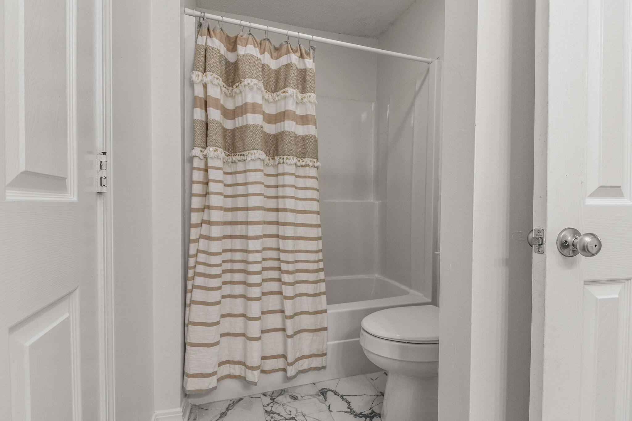 COUNTRYVIEW ESTATES 2ND ADDN - Residential