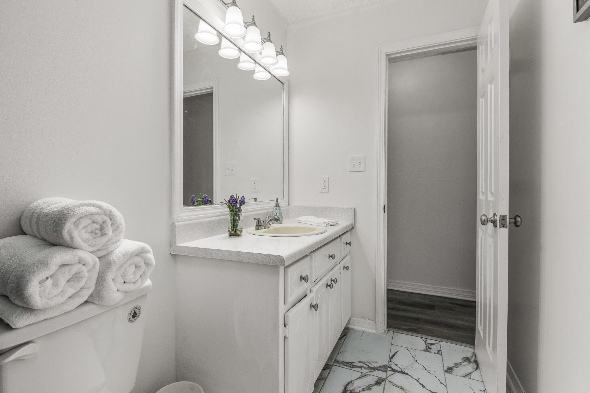 COUNTRYVIEW ESTATES 2ND ADDN - Residential