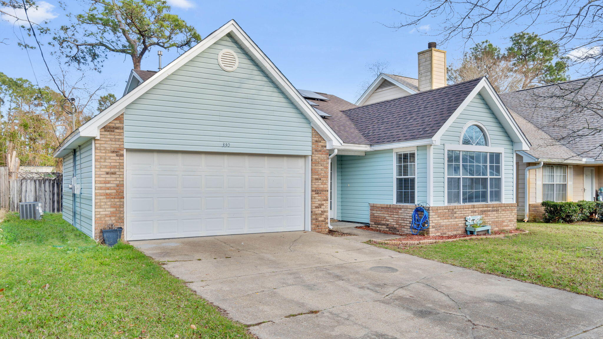 BROOKWOOD - Residential Lease