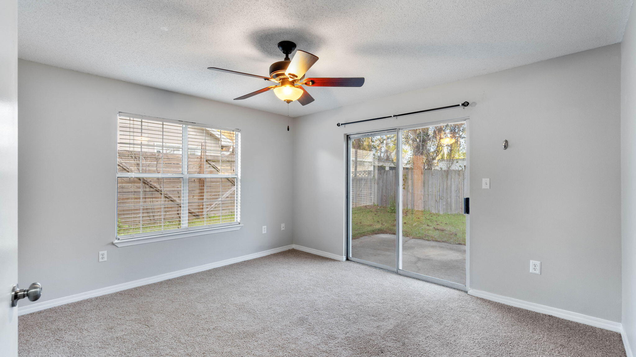 BROOKWOOD - Residential Lease