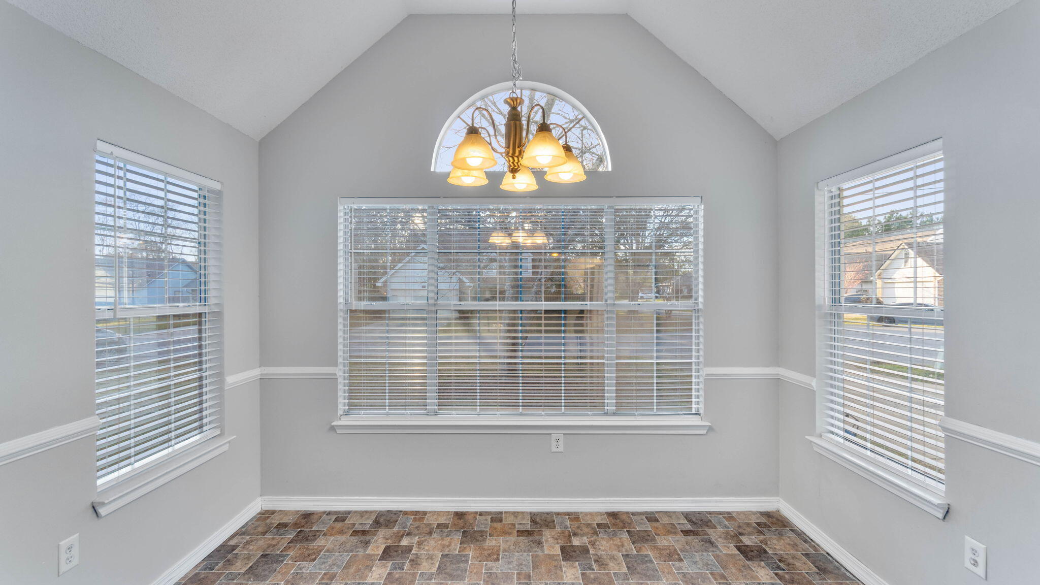 BROOKWOOD - Residential Lease