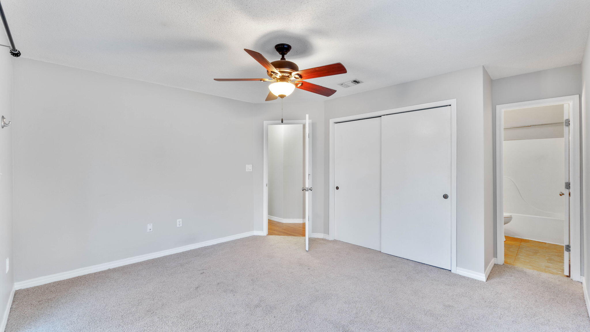 BROOKWOOD - Residential Lease