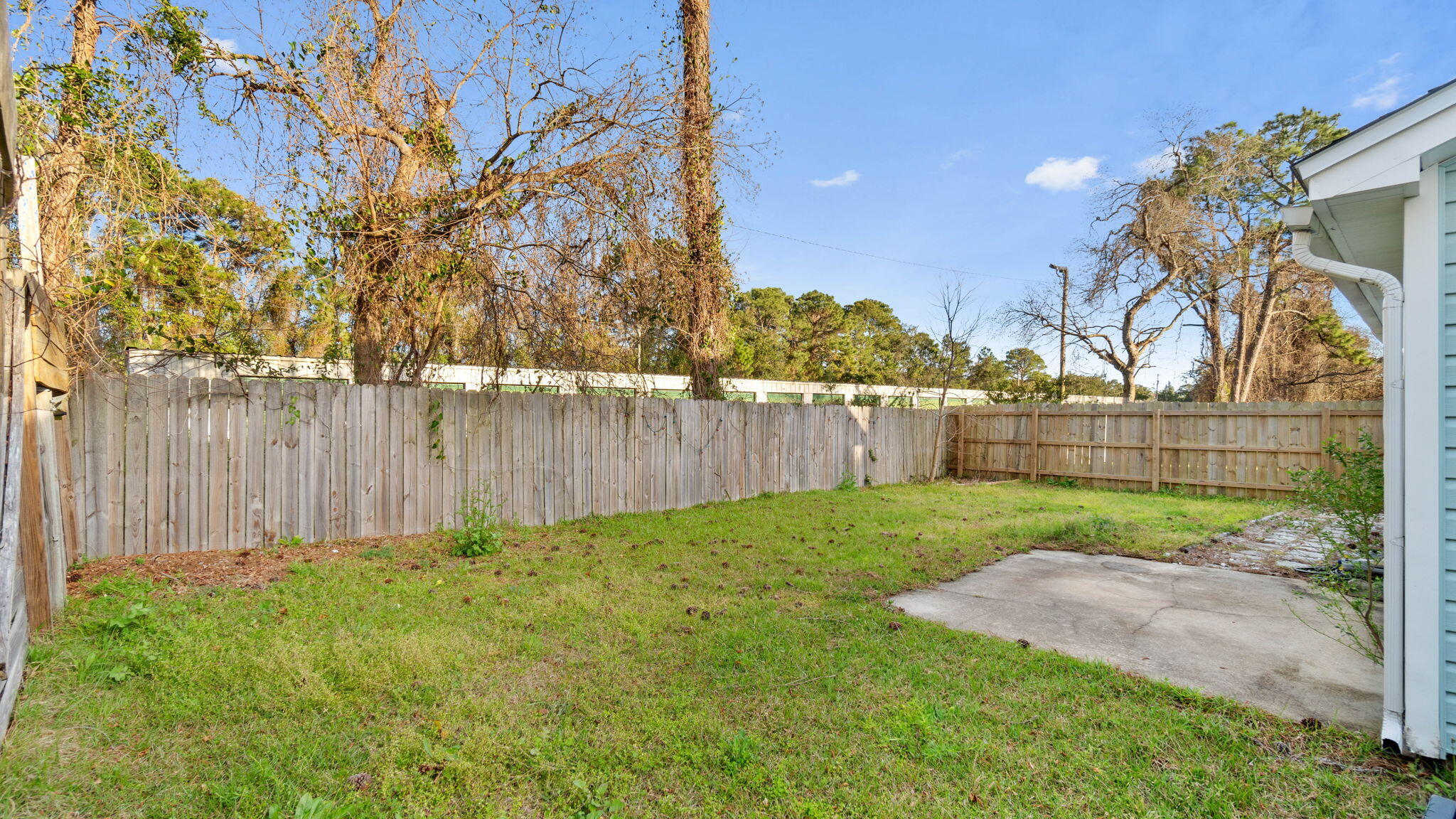 BROOKWOOD - Residential Lease
