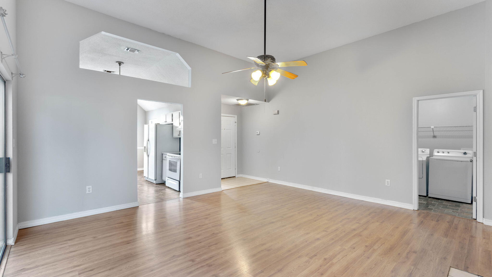 BROOKWOOD - Residential Lease