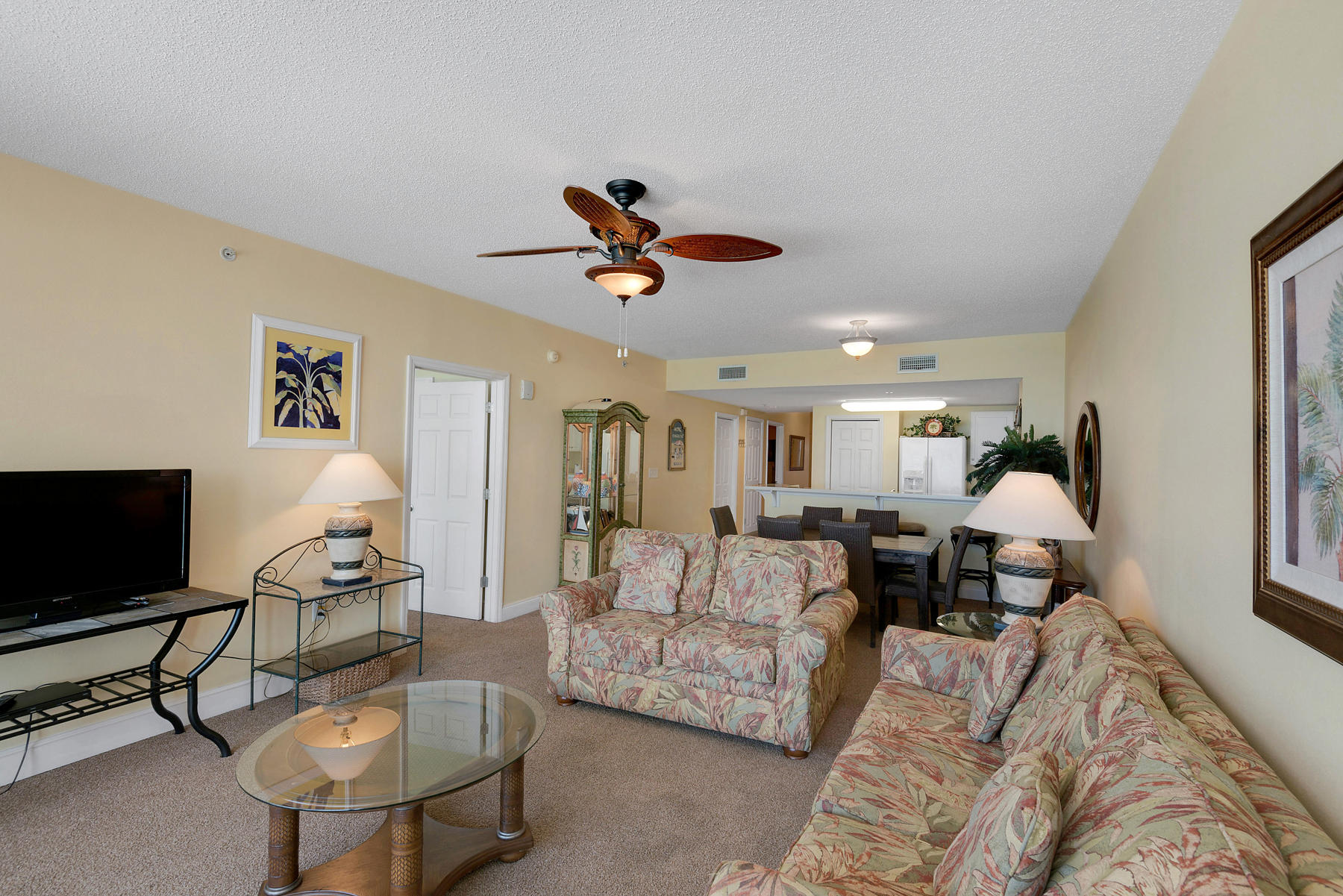 MAJESTIC BEACH TOWERS I - Residential