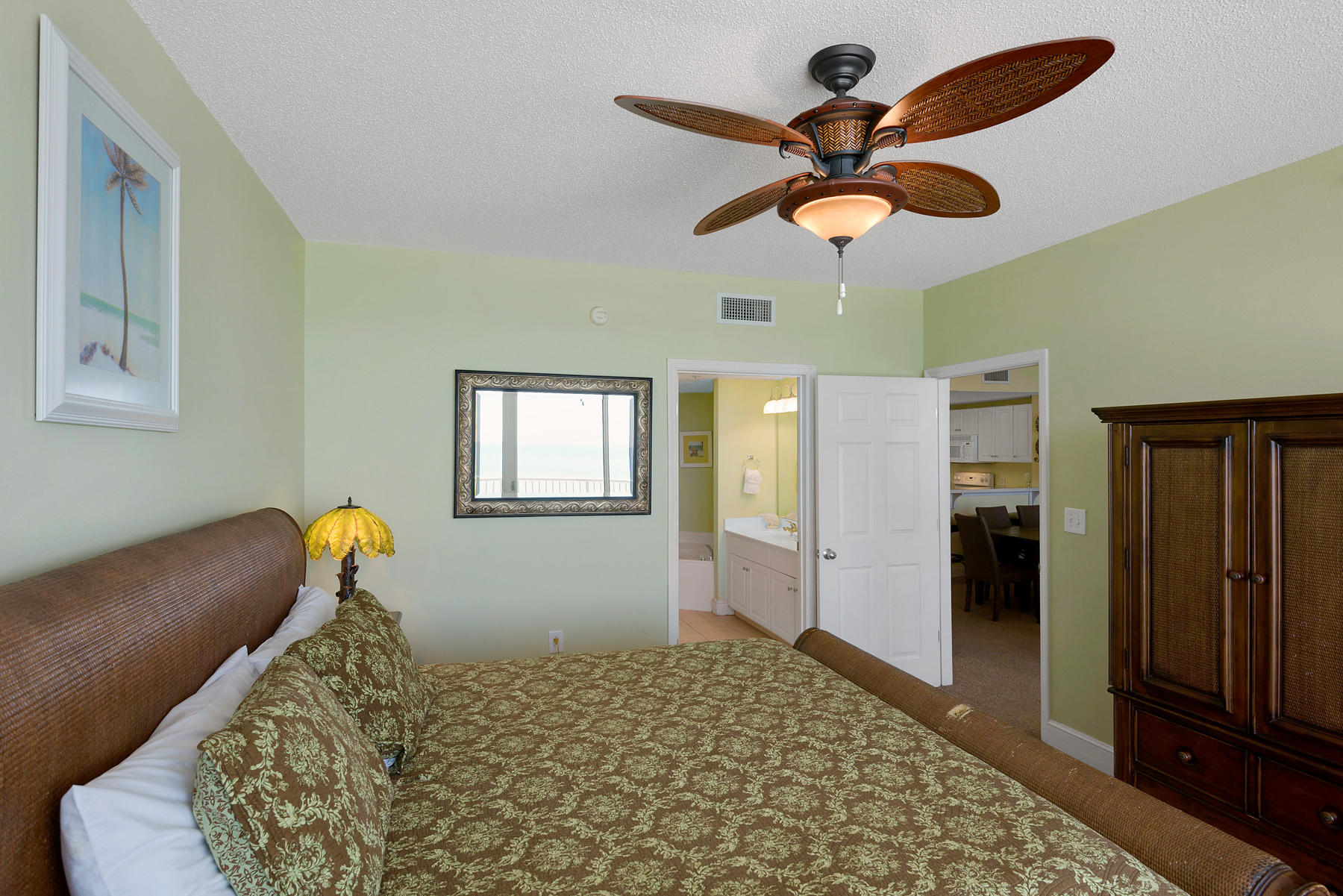 MAJESTIC BEACH TOWERS I - Residential