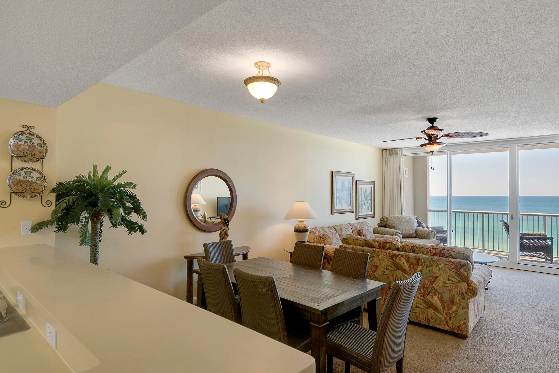 MAJESTIC BEACH TOWERS I - Residential