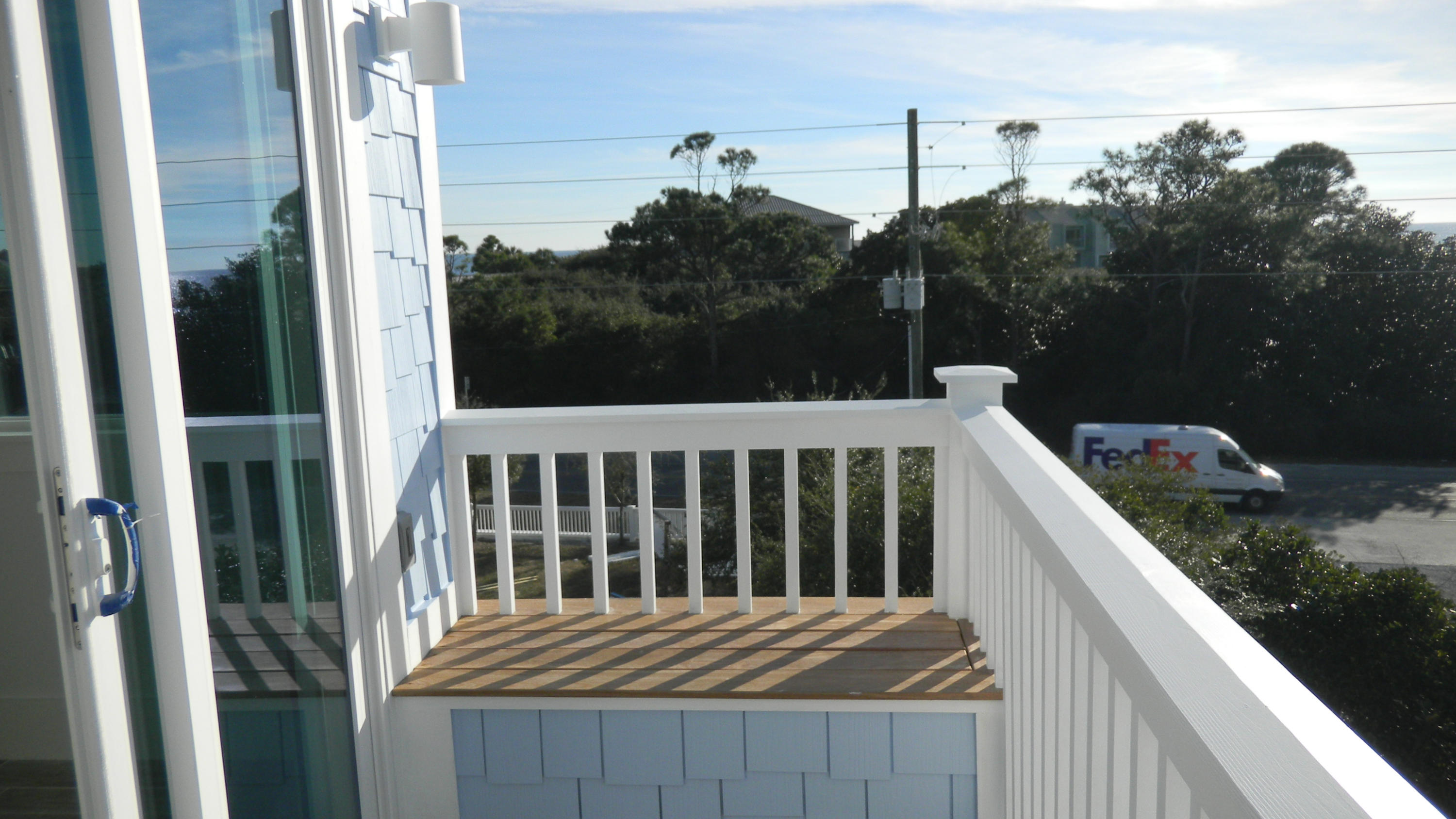 SUGAR SAND LANE - Residential