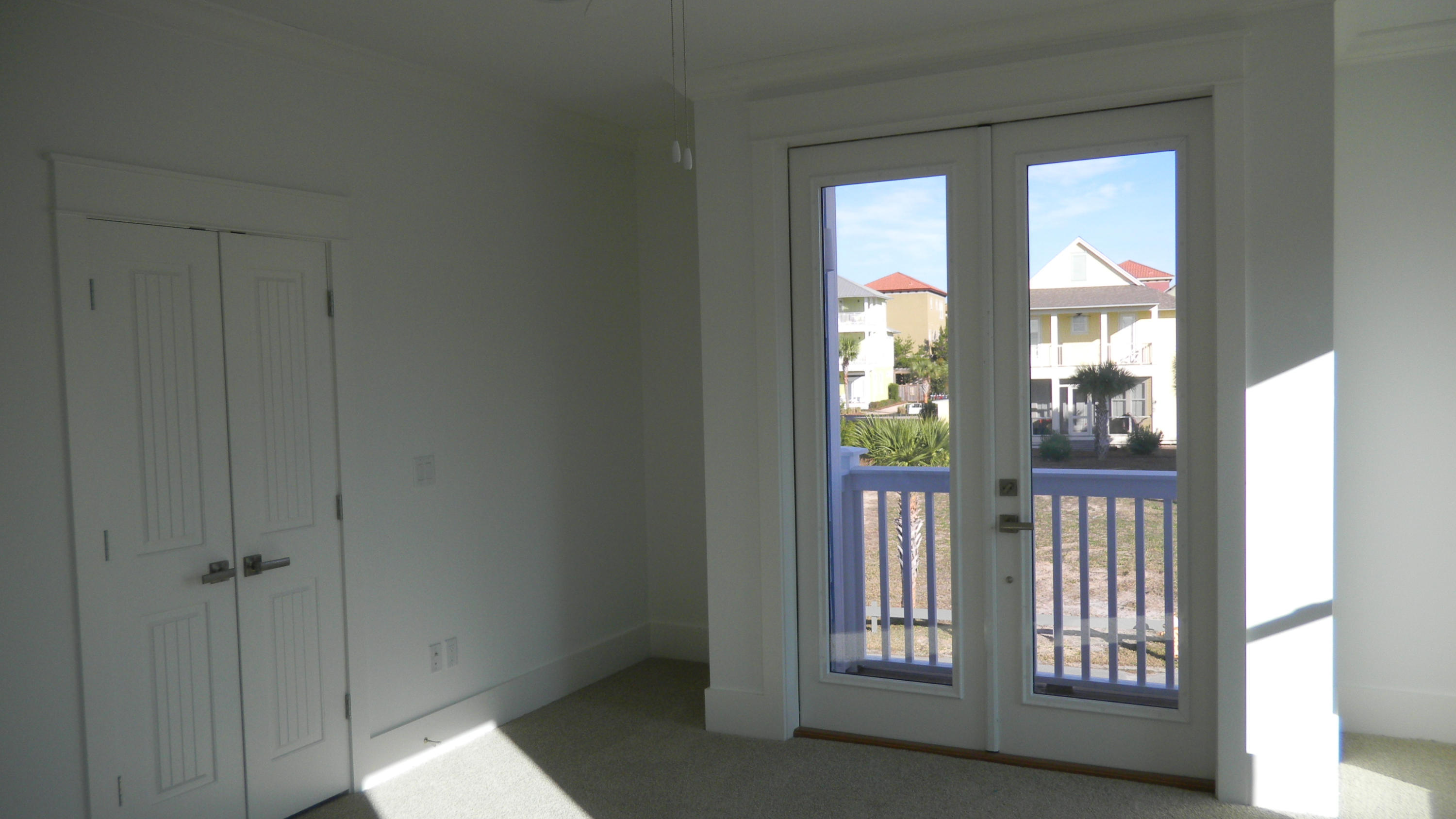 SUGAR SAND LANE - Residential