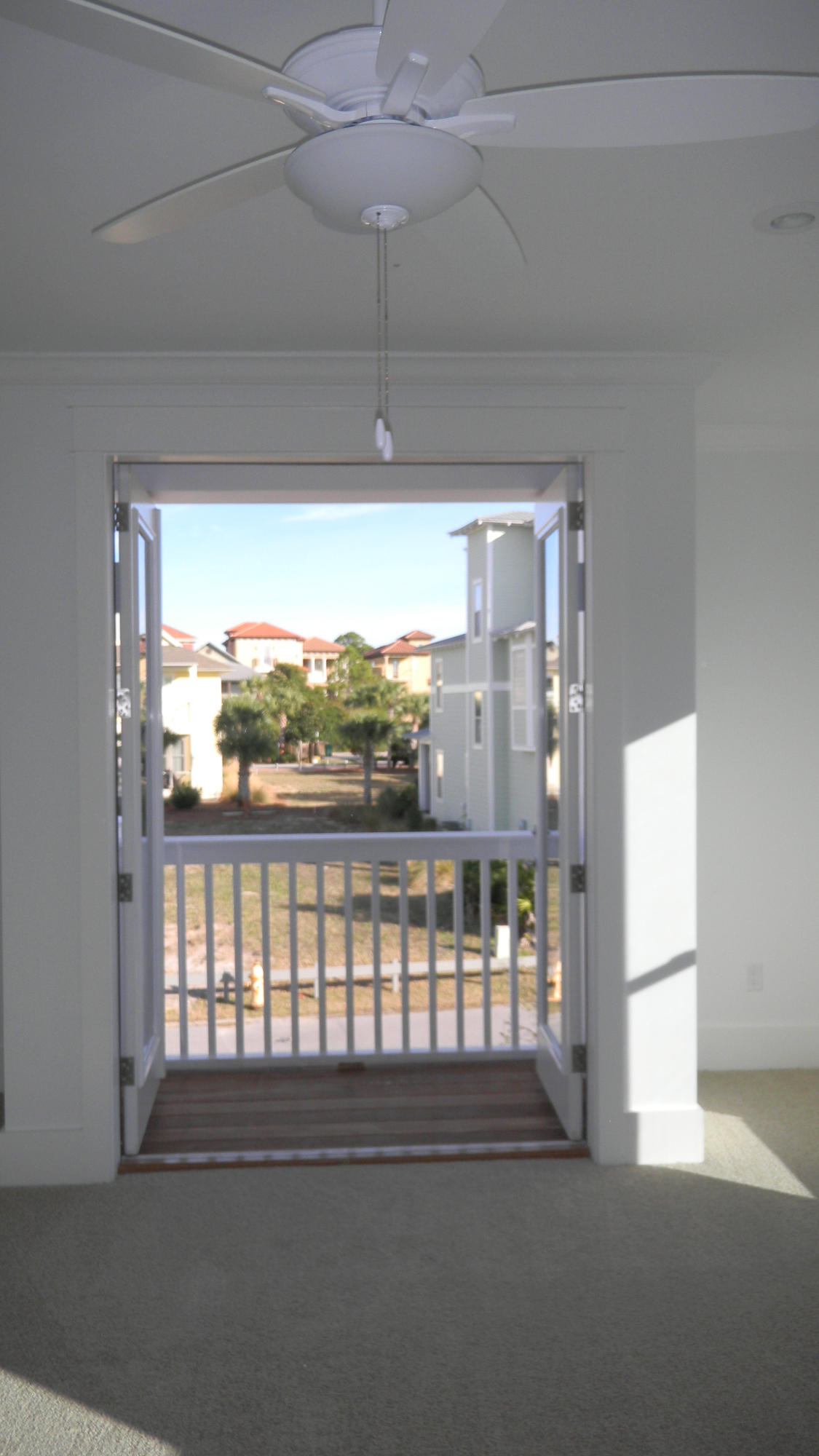 SUGAR SAND LANE - Residential