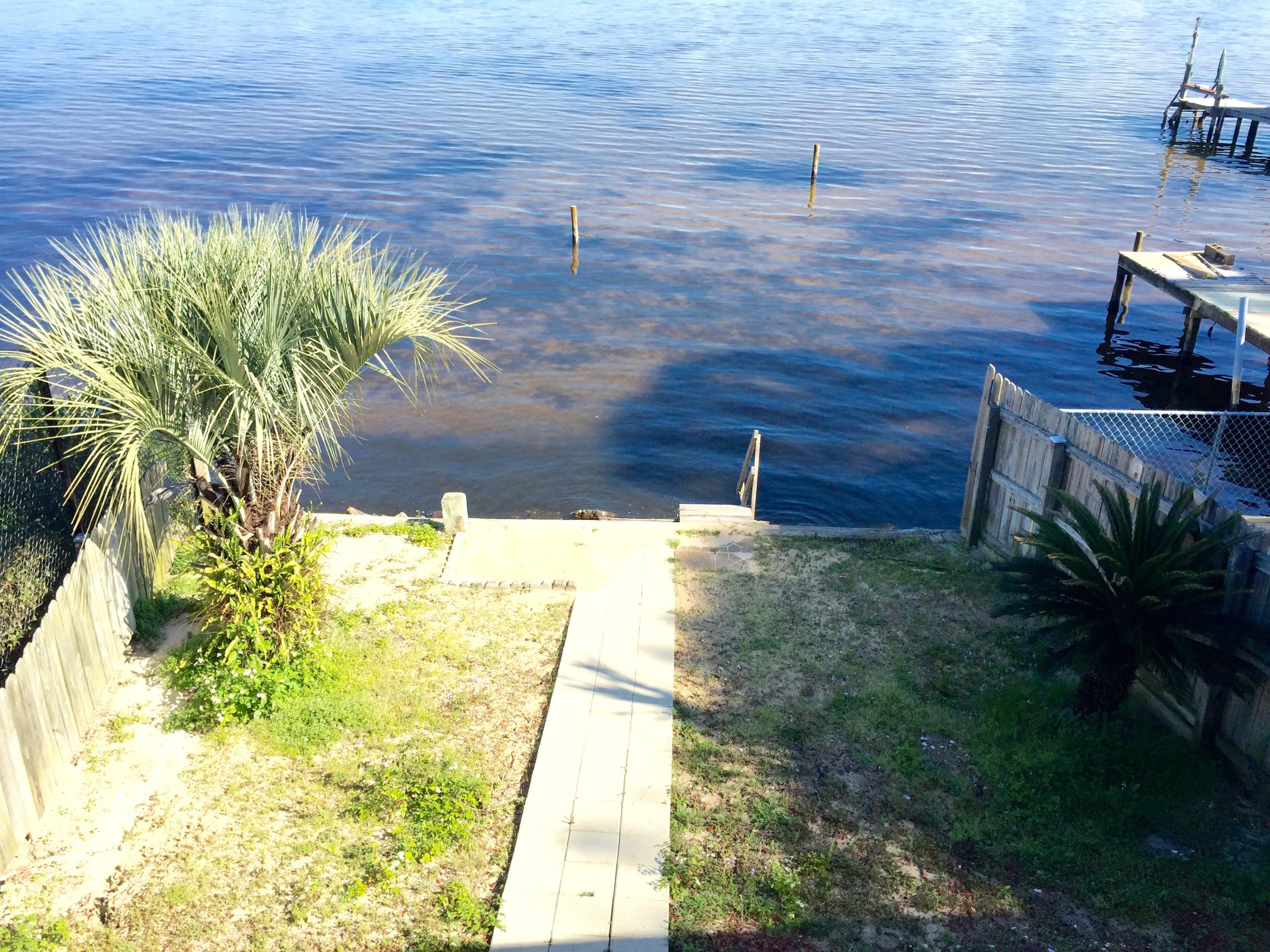 BAY MANOR TOWNHOMES - Residential