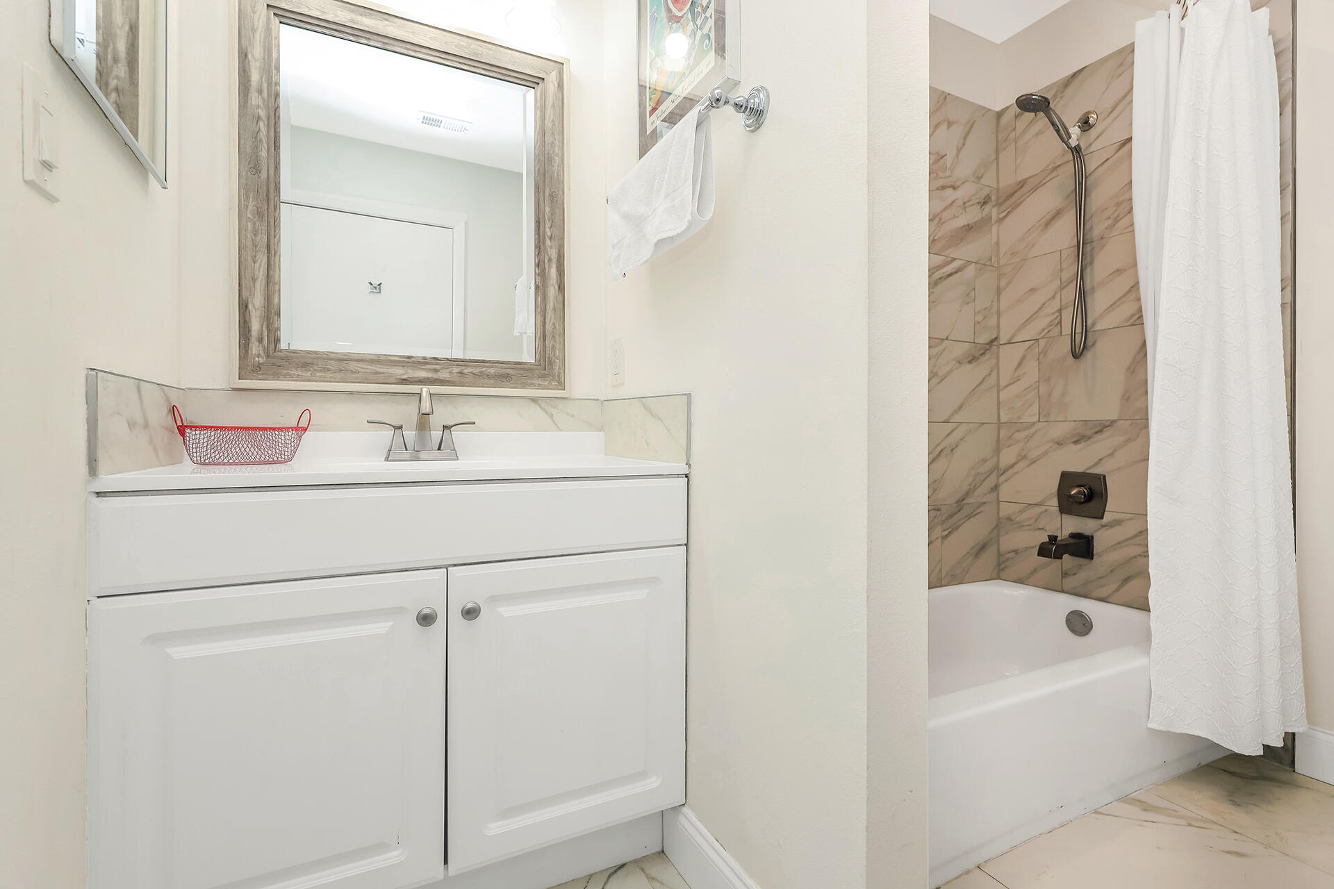 AUGUSTA VILLAGE CONDO - Residential