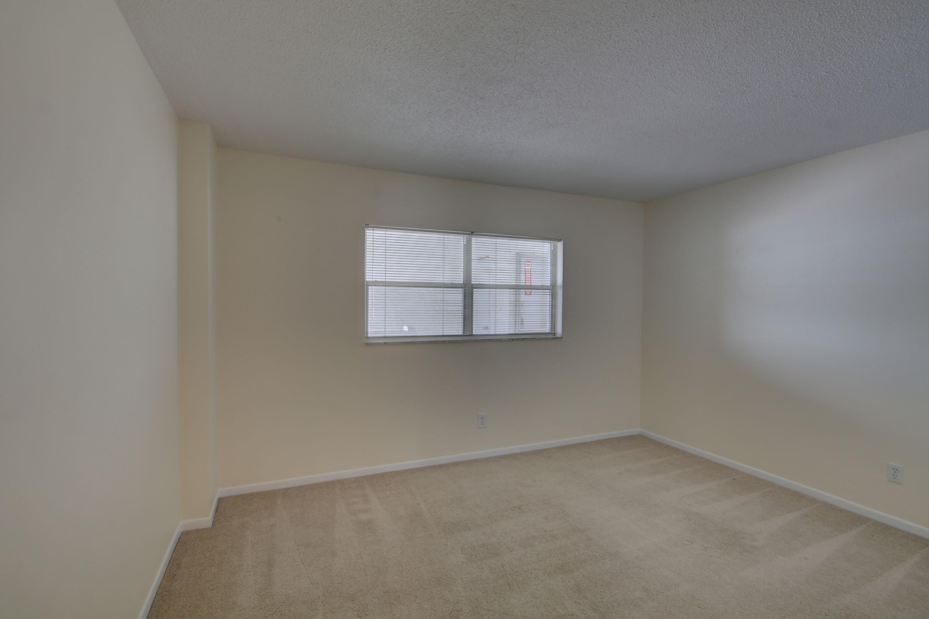 EL MATADOR CONDO - Residential