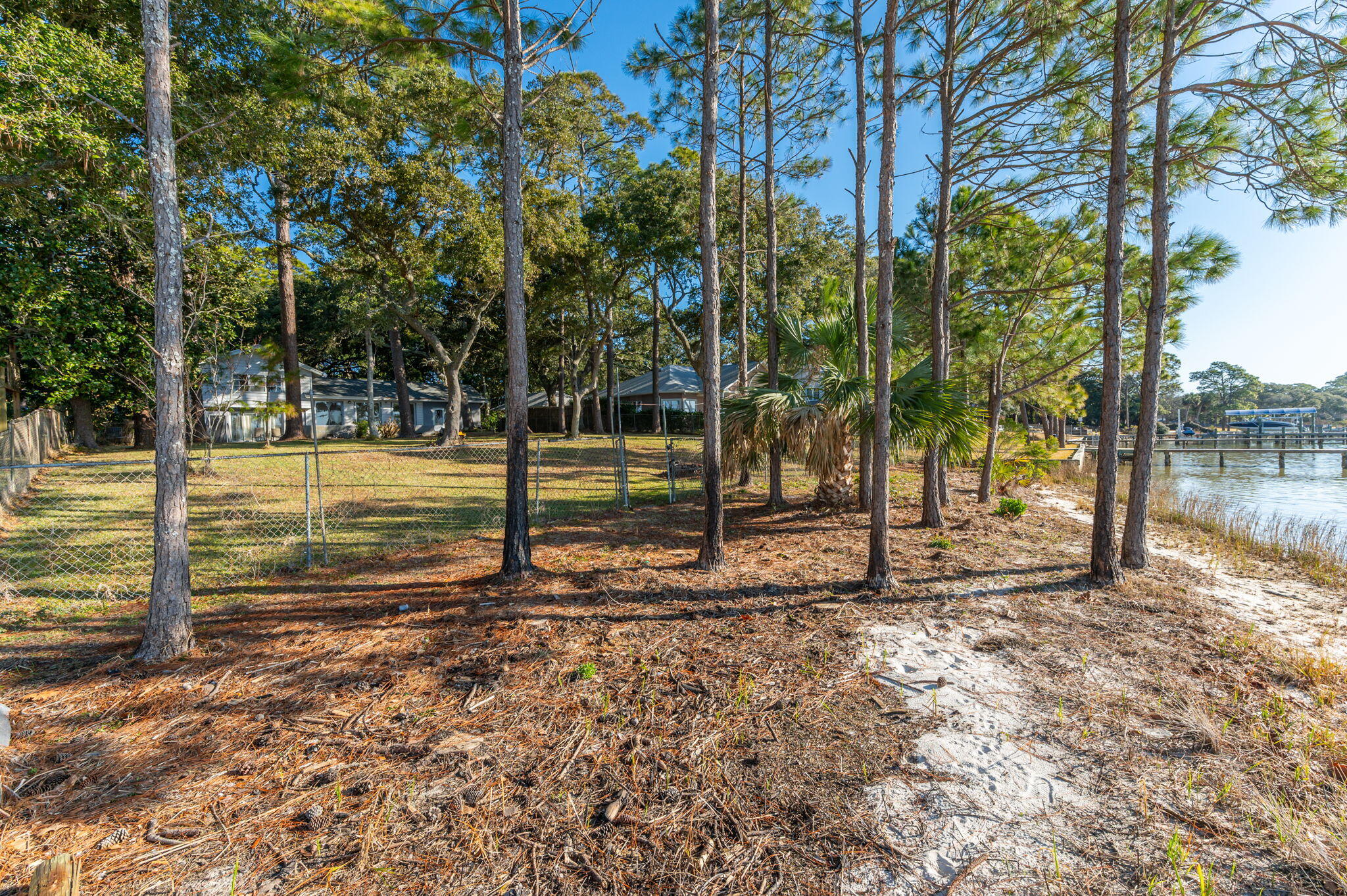 GULFVIEW S/D TO MARY ESTHER - Residential