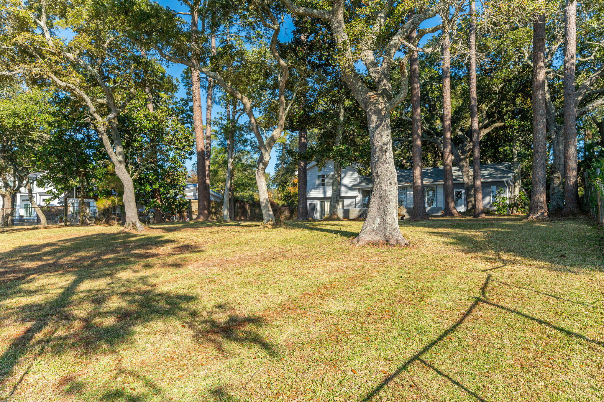 GULFVIEW S/D TO MARY ESTHER - Residential